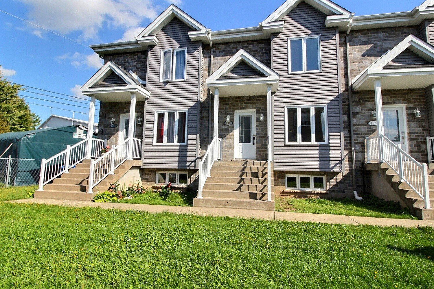 MLS: 27712620