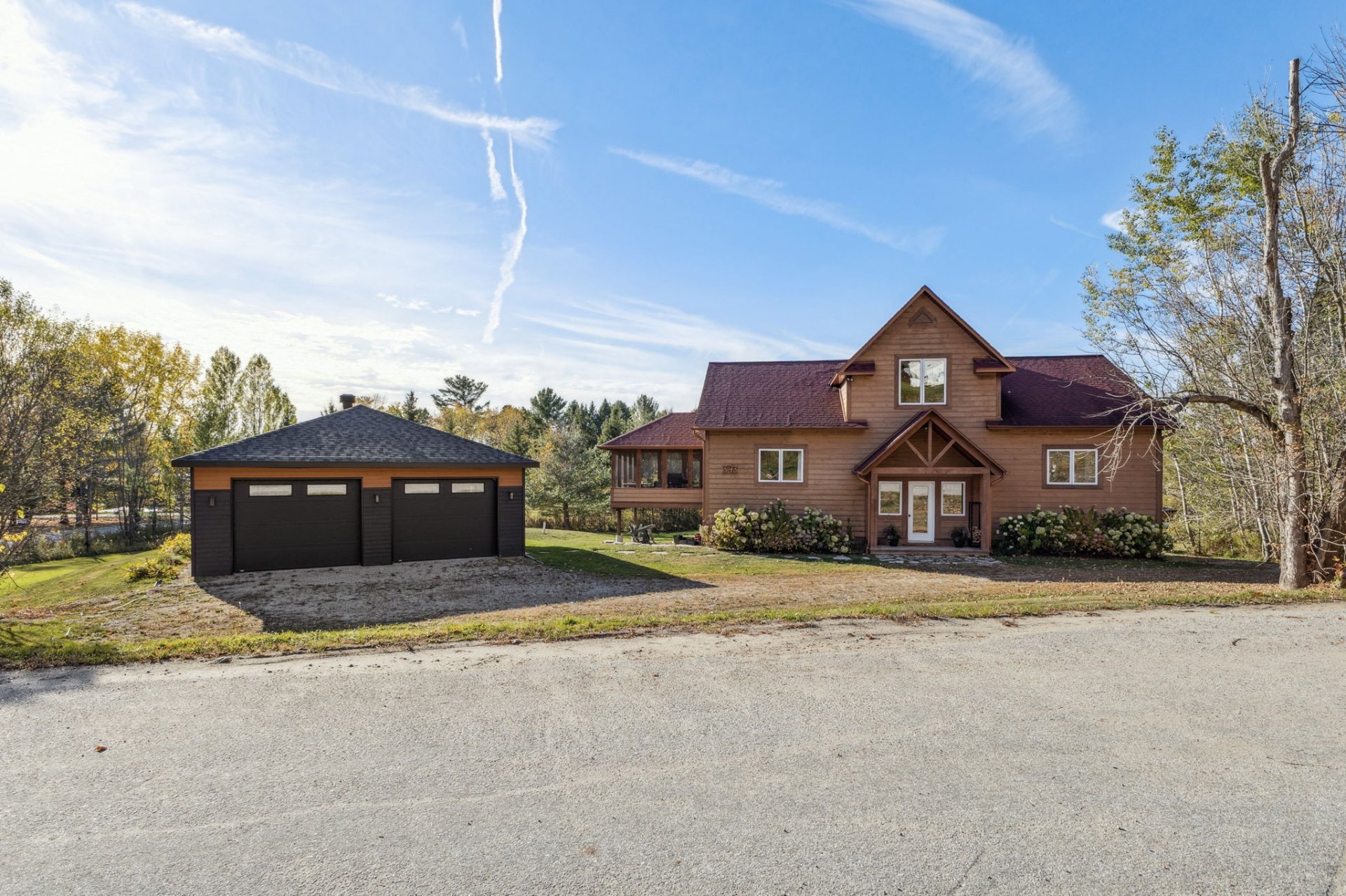 MLS: 26895280
