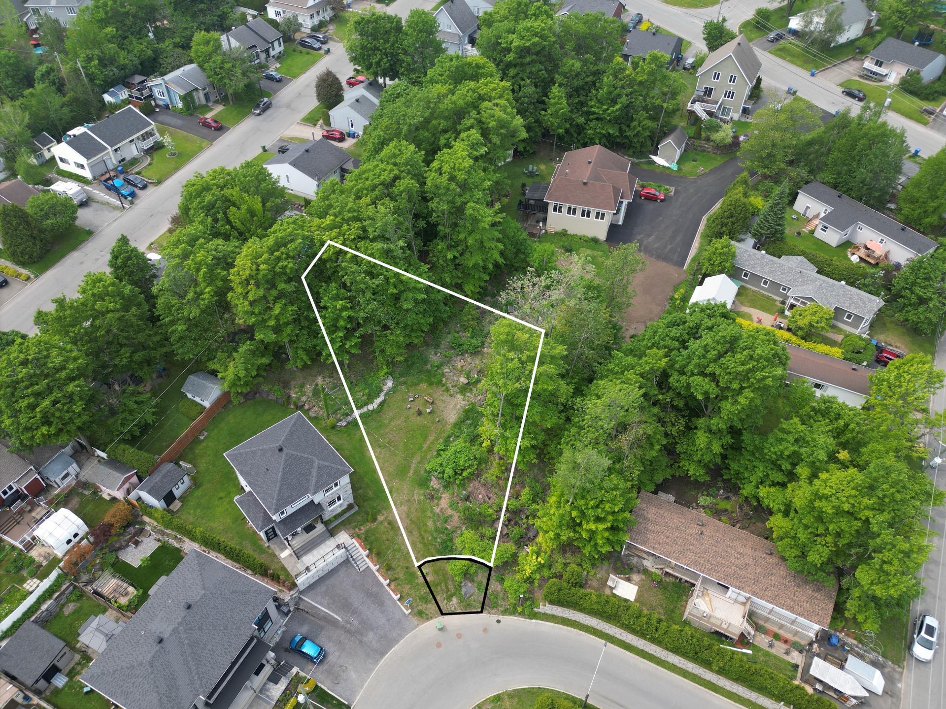 MLS: 21913427