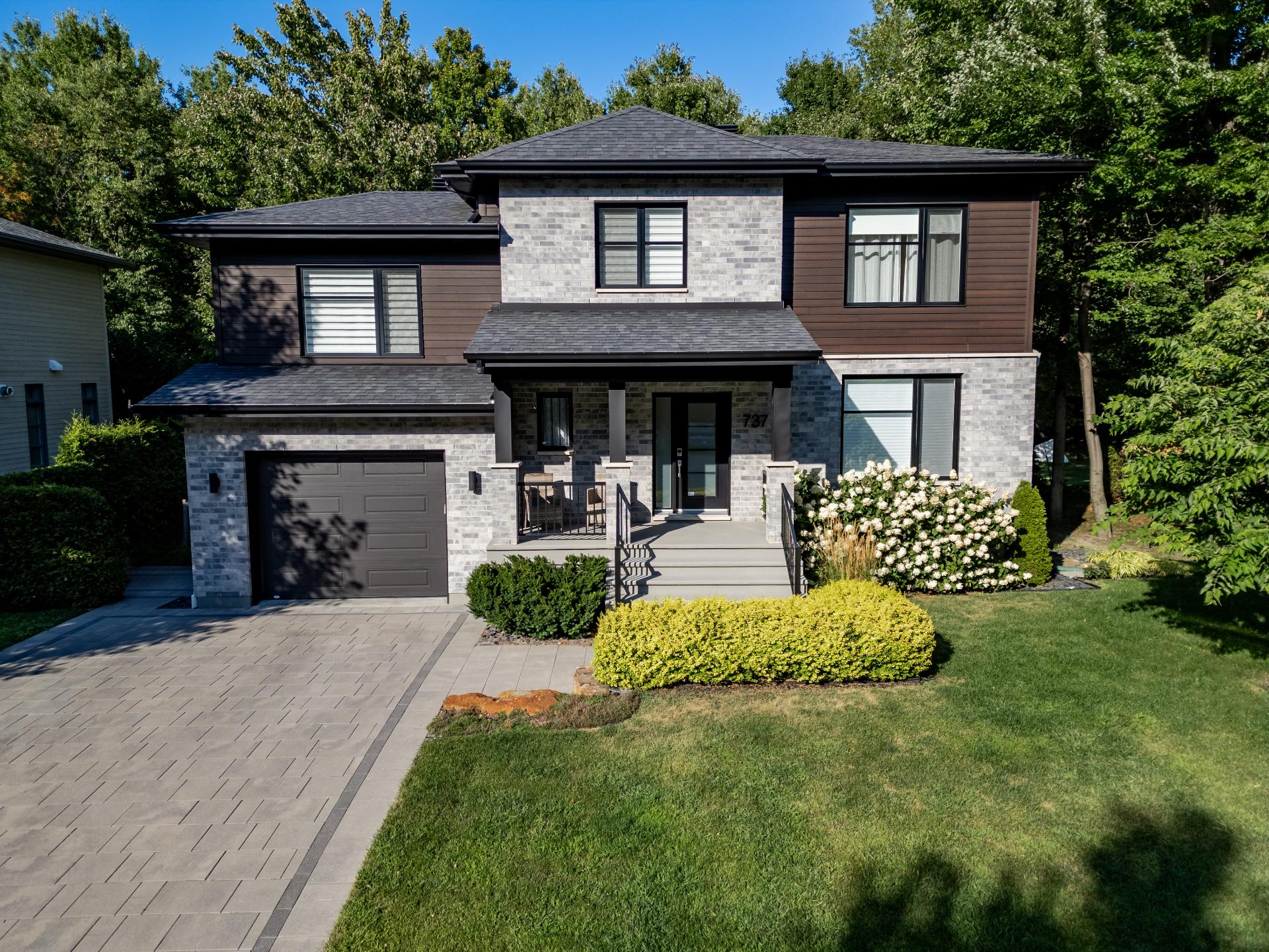 MLS: 16068841
