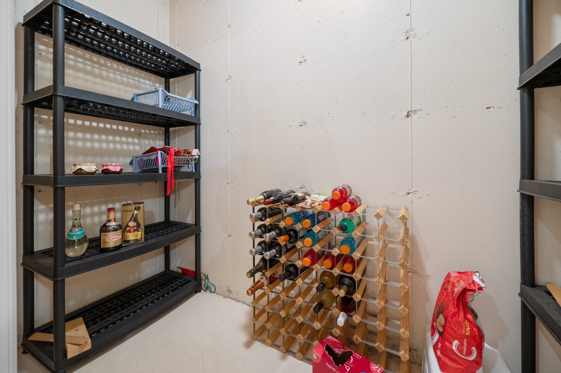 Cave/ chambre froide
