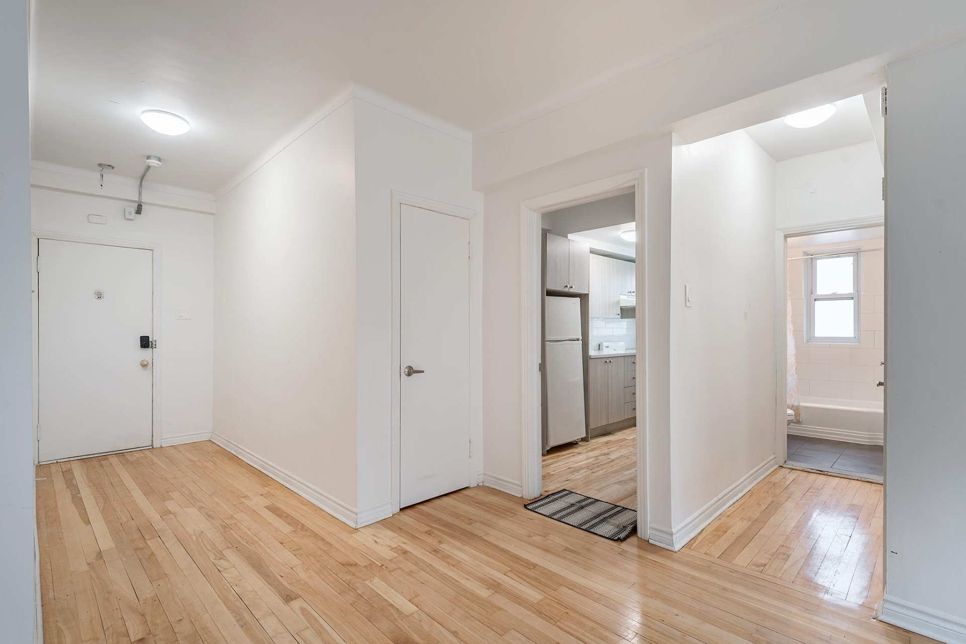 https://mediaserver.centris.ca/media.ashx?id=ADD46DCDA14A185DD75B032D12&t=pi&f=I