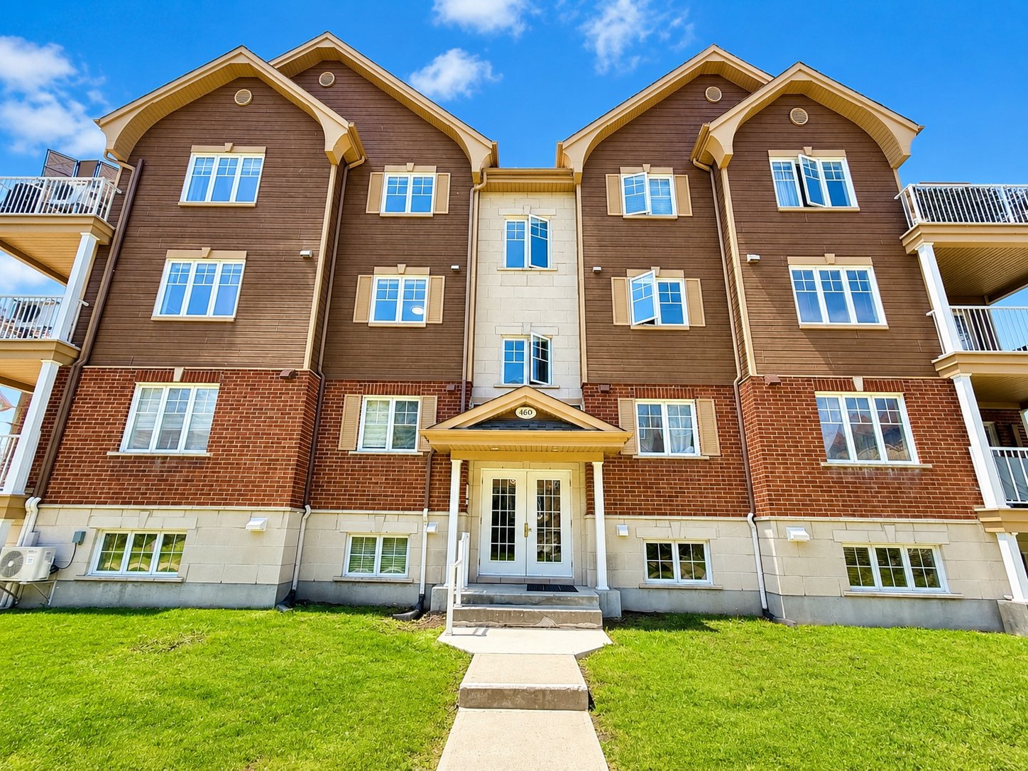 https://mediaserver.centris.ca/media.ashx?id=ADD46DCDA14BED4D1C96C0AD10&t=pi&f=I
