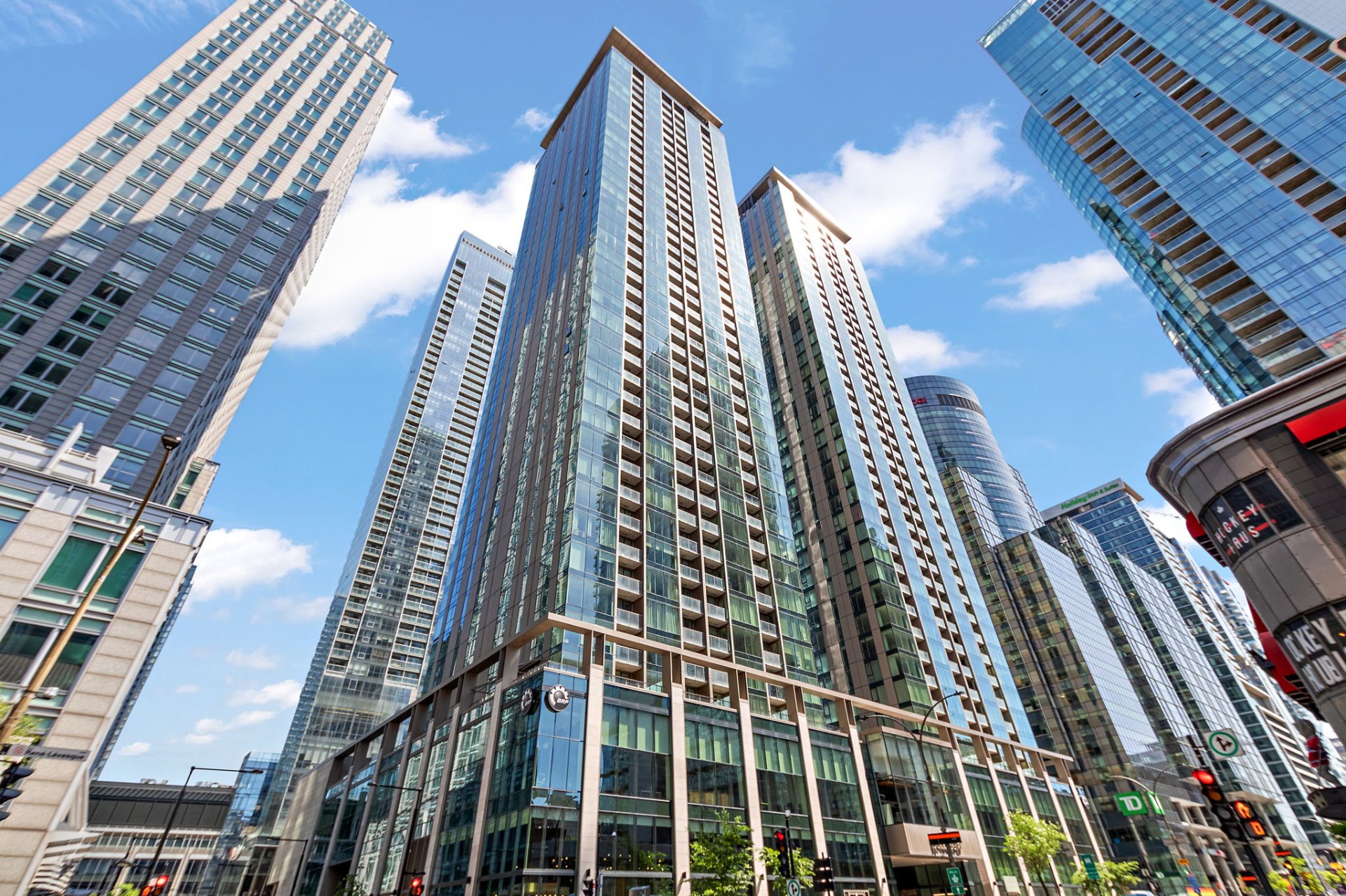 https://mediaserver.centris.ca/media.ashx?id=ADD46DCDEF8210AD104C0ECD1F&t=pi&f=I