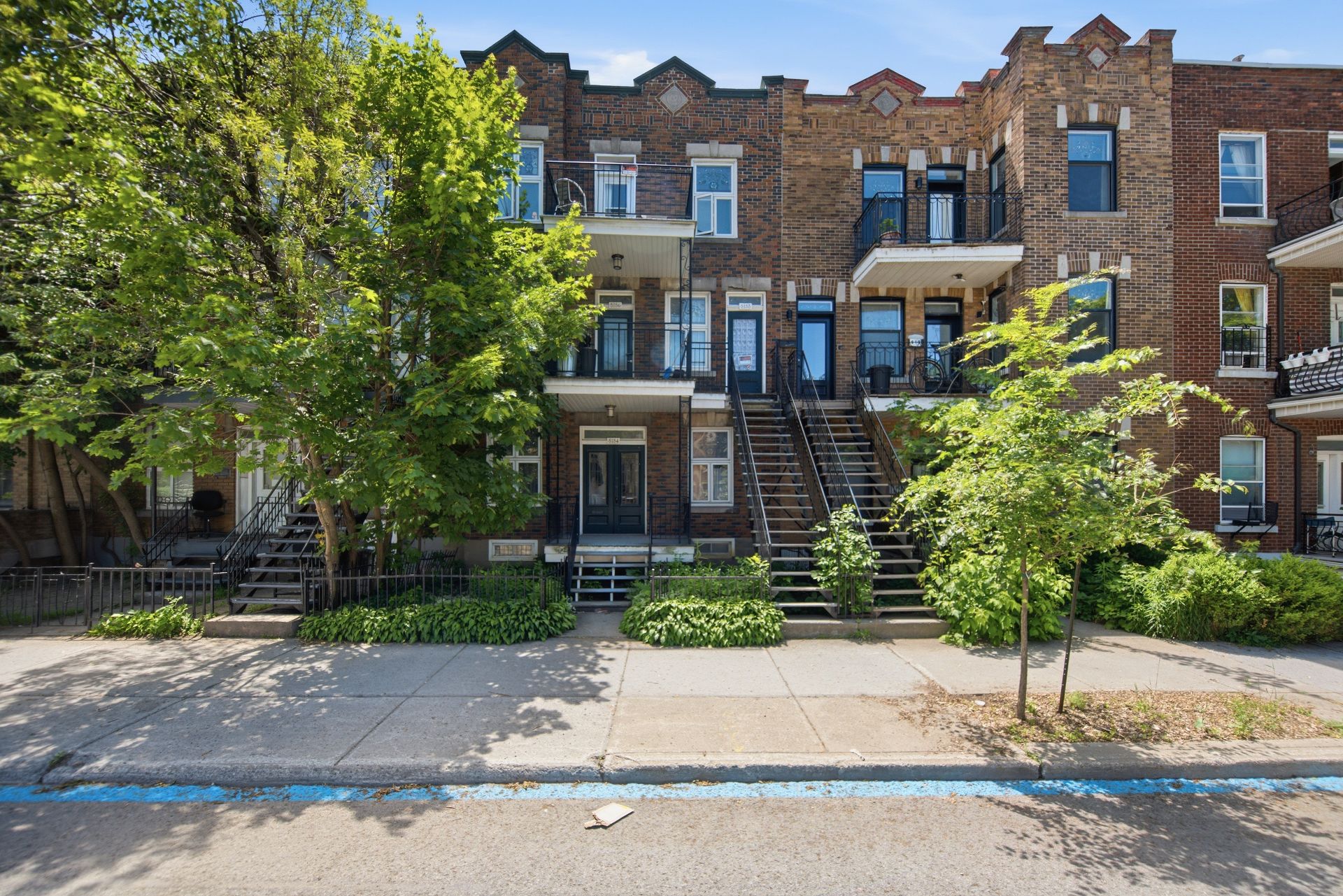 8188 Rue St-Denis — photo 1