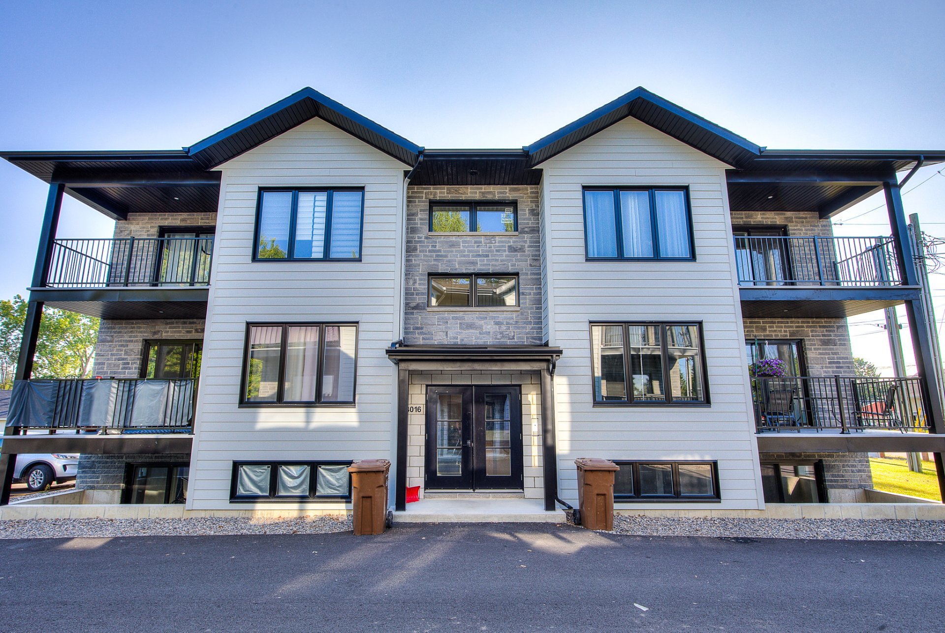 Appartement à vendre Saint-Zotique 1