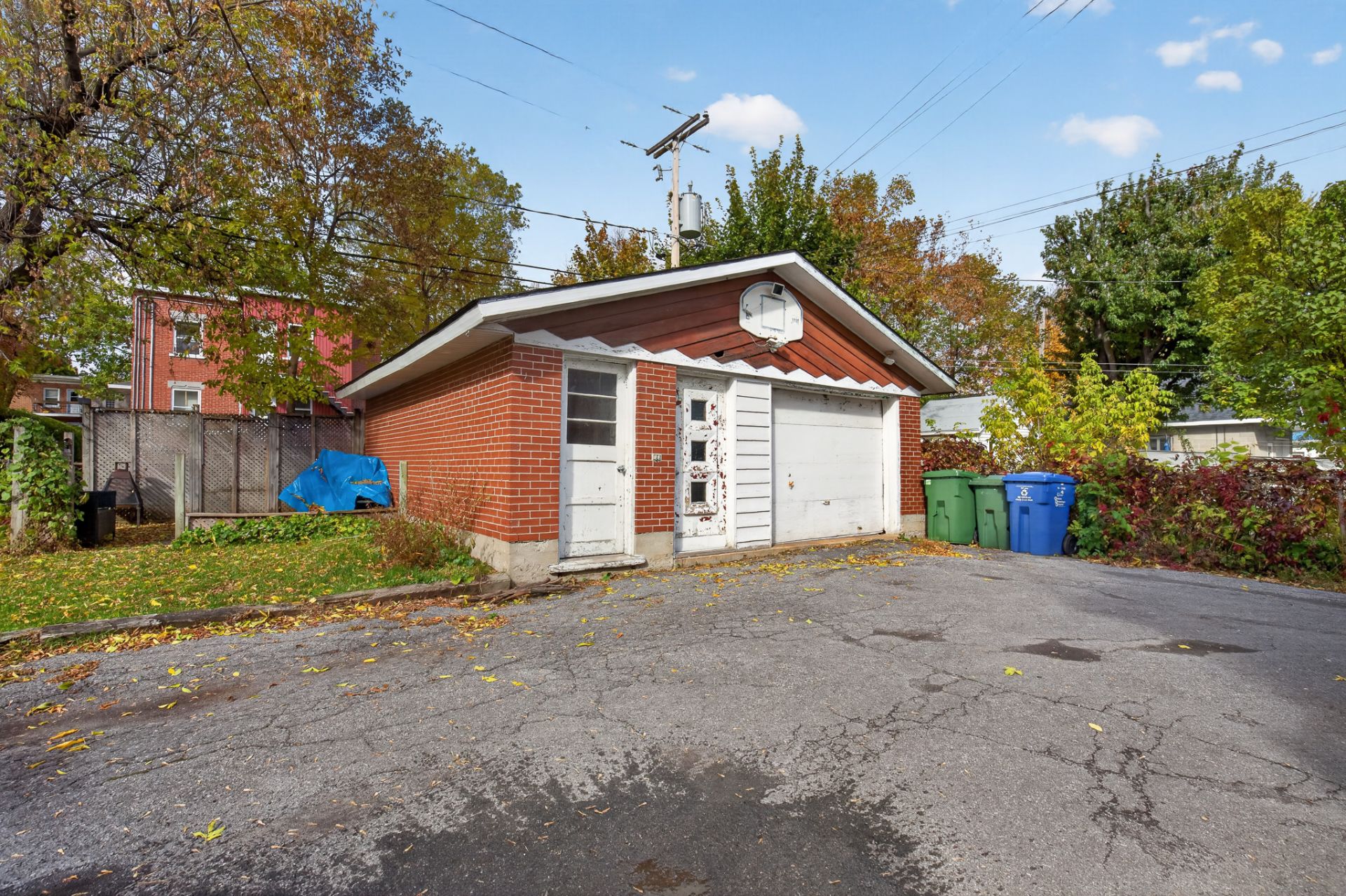 Garage