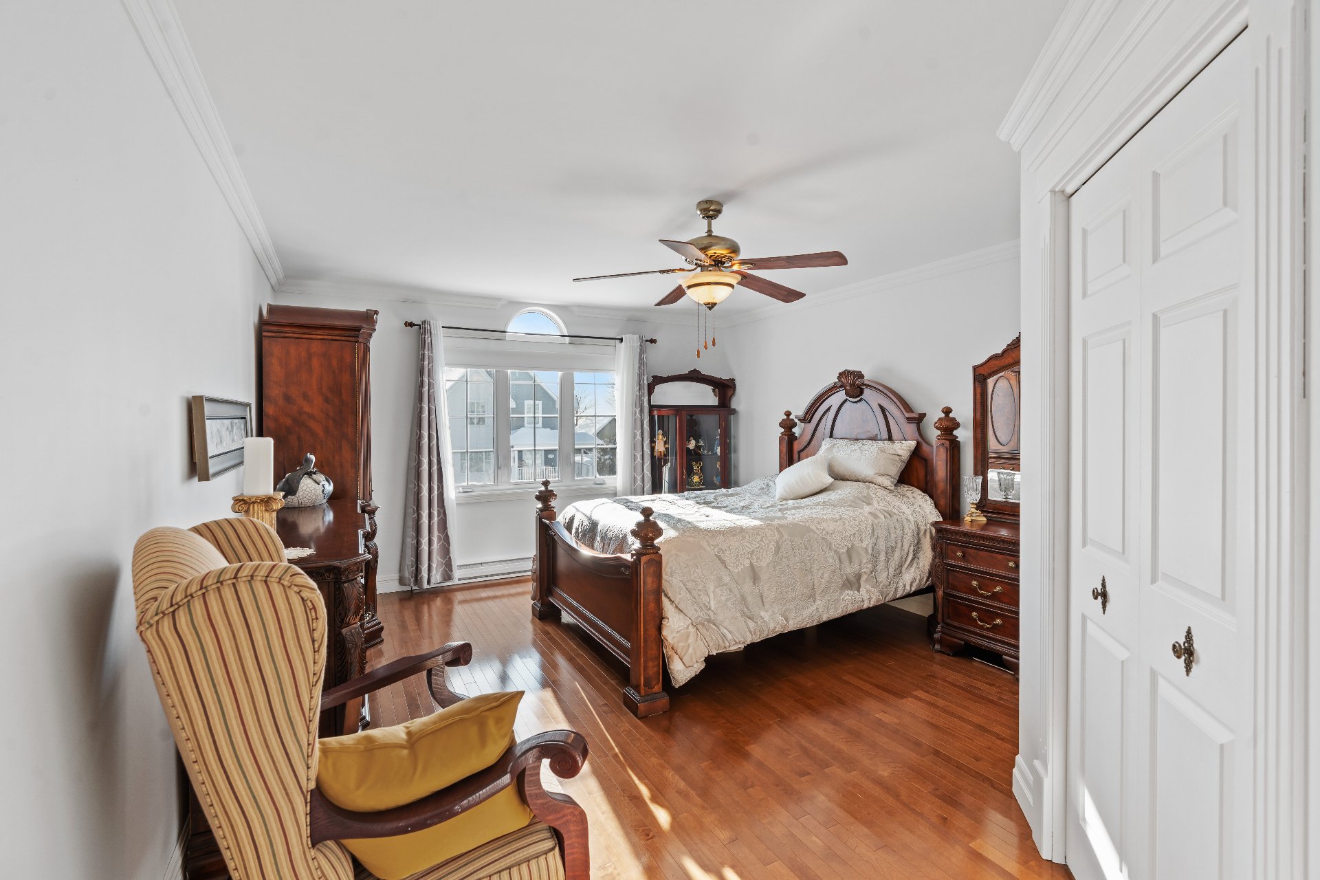 Chambre à coucher principale