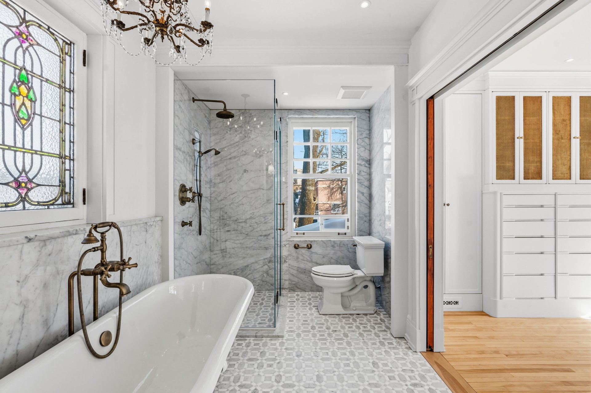 Salle de bains attenante à la CCP