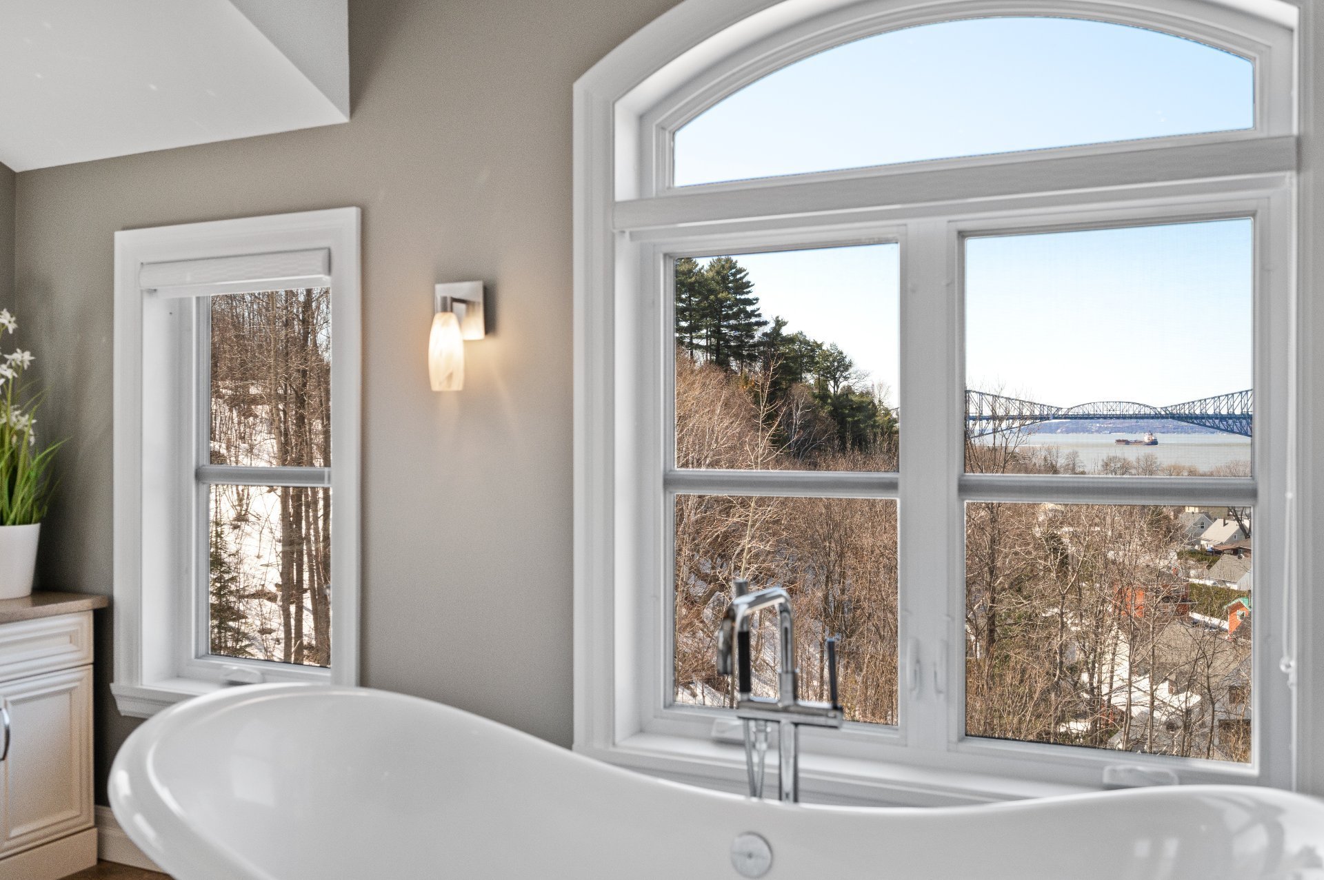 Salle de bains attenante à la CCP