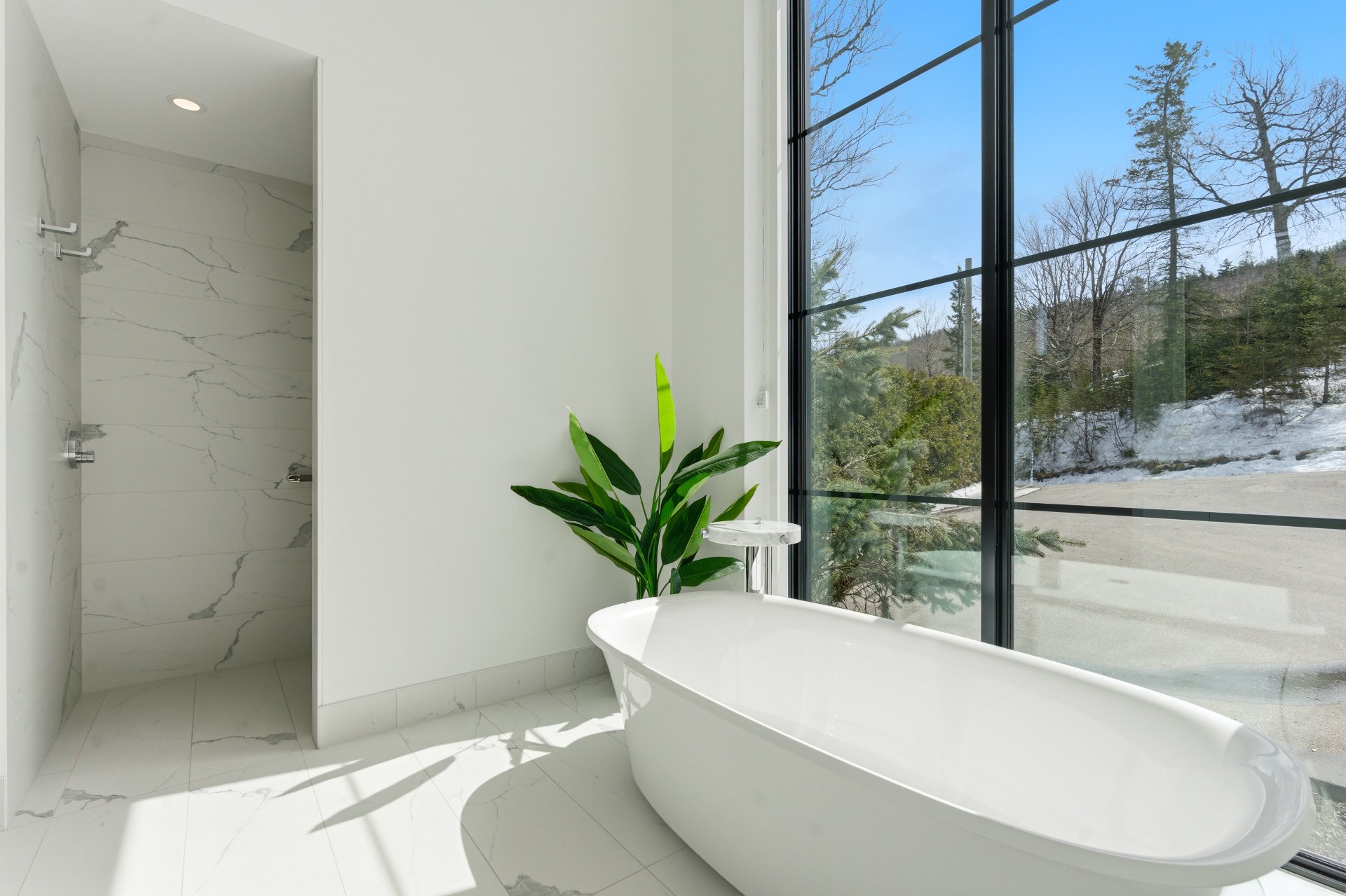 Salle de bains attenante à la CCP