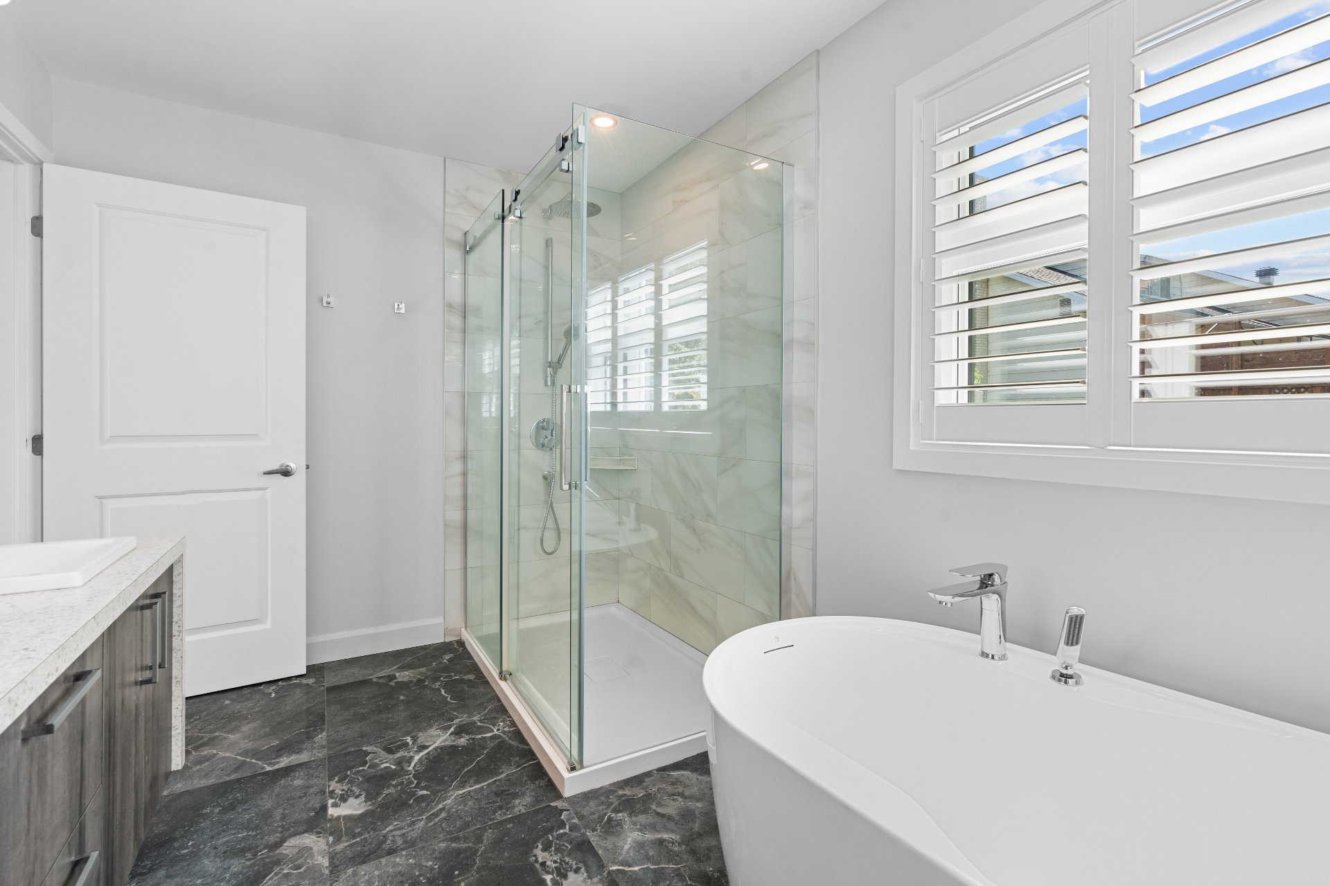 Salle de bains attenante à la CCP