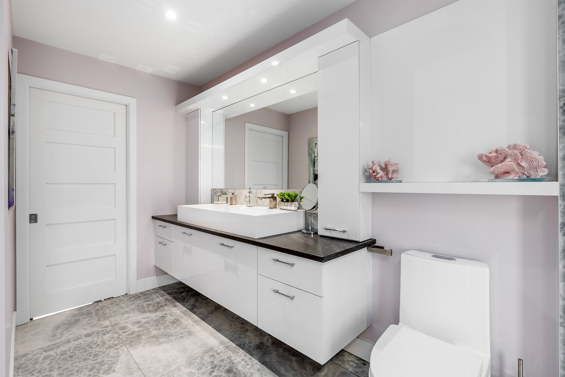 Salle de bains attenante à la CCP