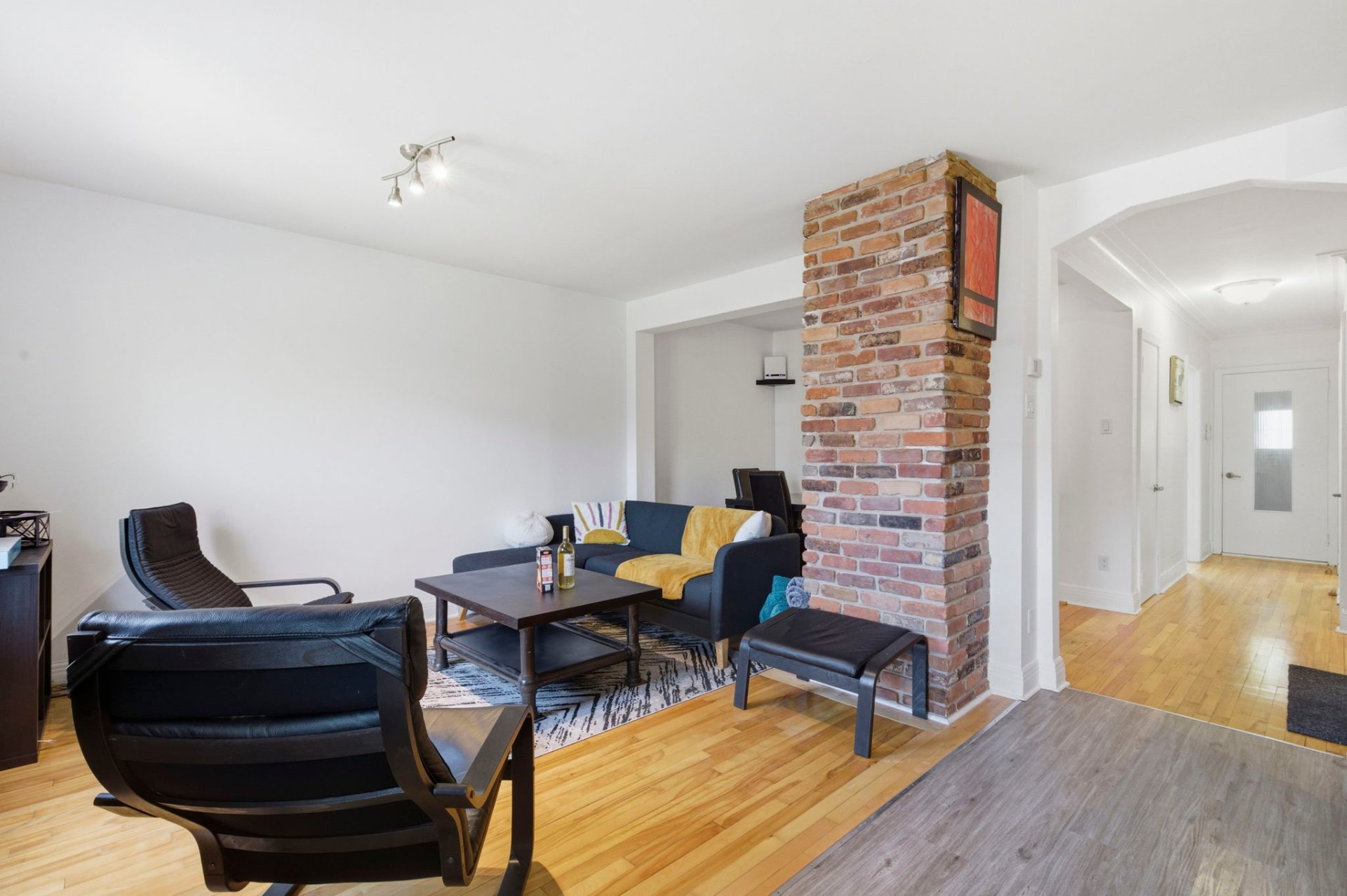 6675 Av. De Montmagny — photo 3