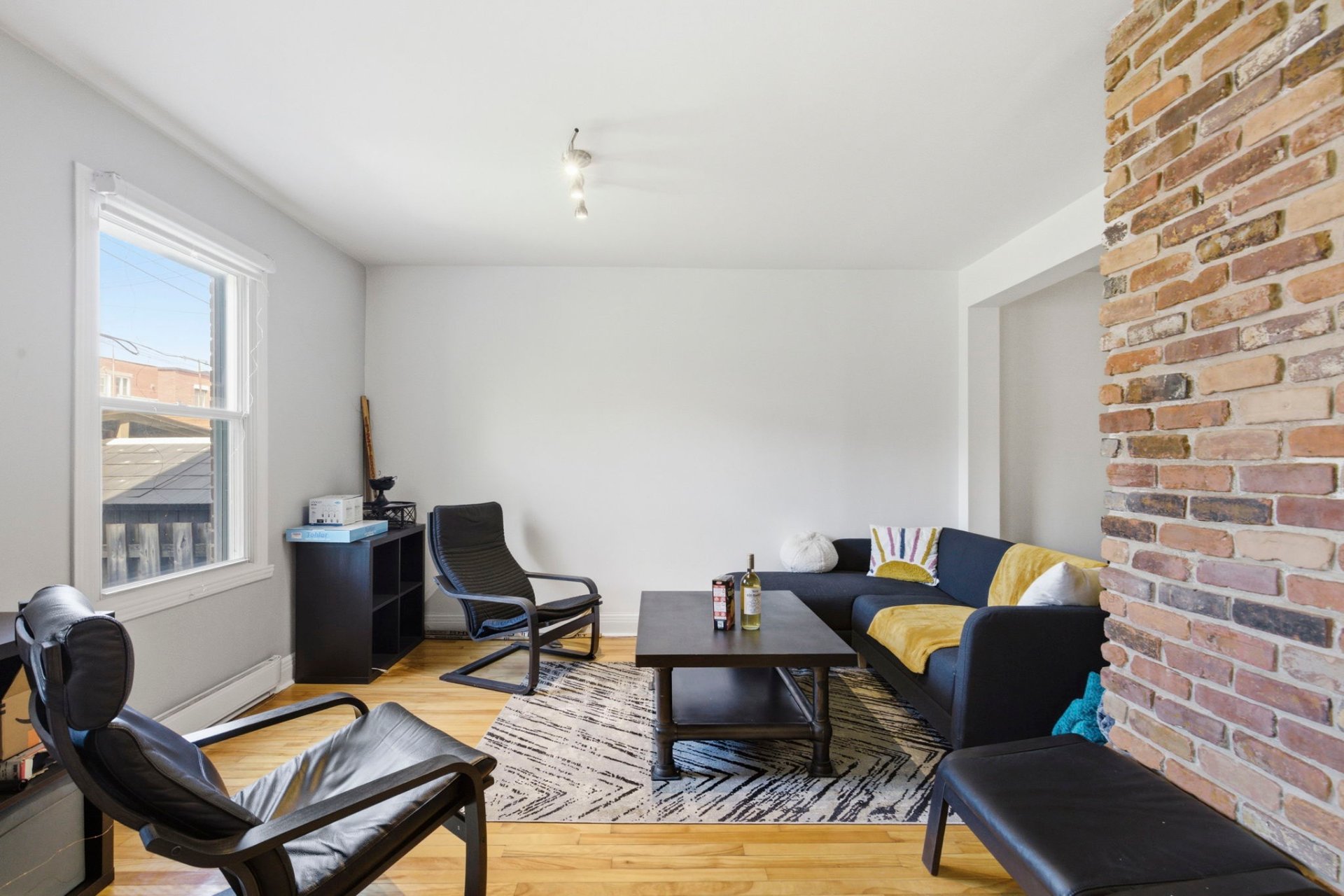 6675 Av. De Montmagny — photo 2