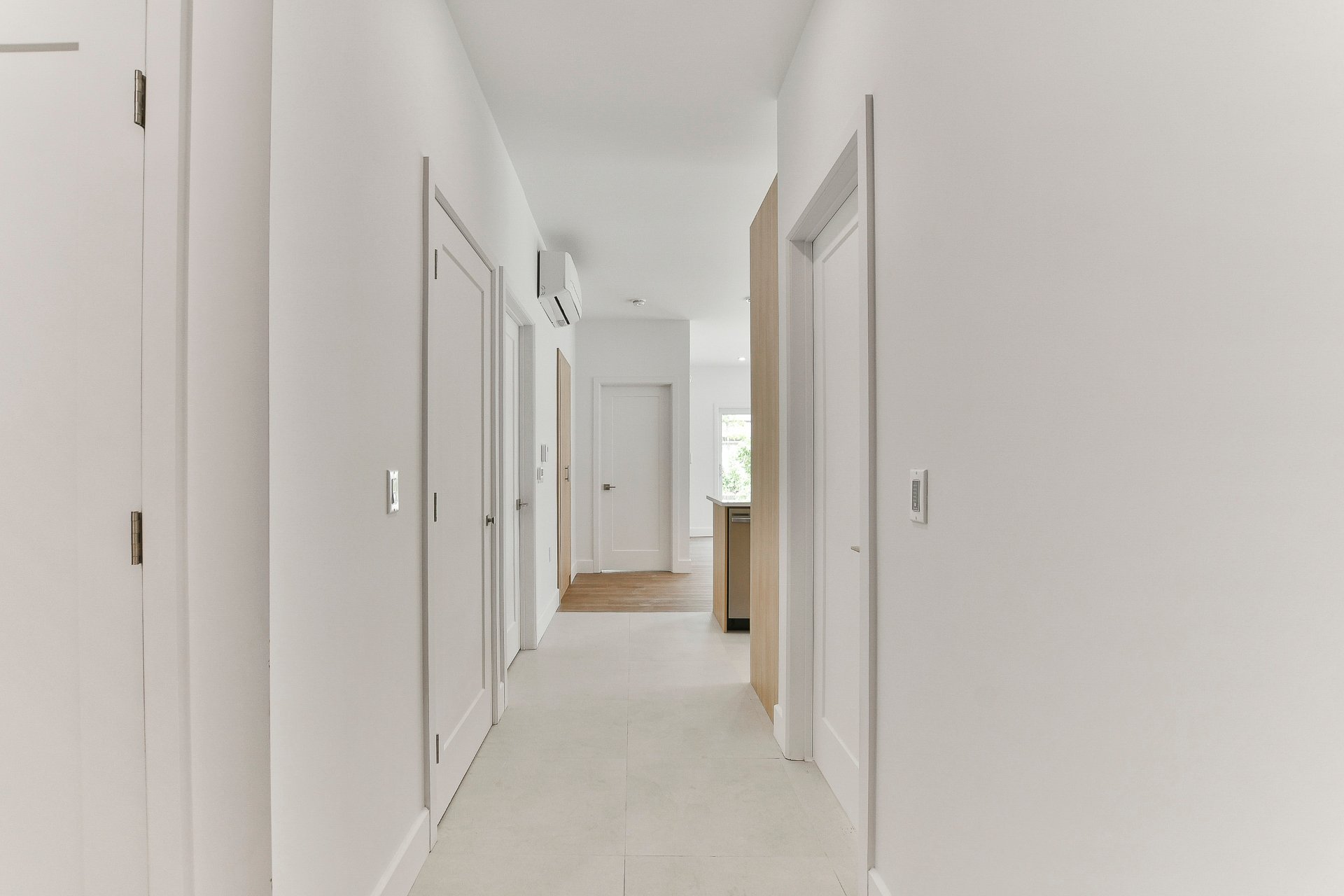9229 Rue Airlie — photo 3