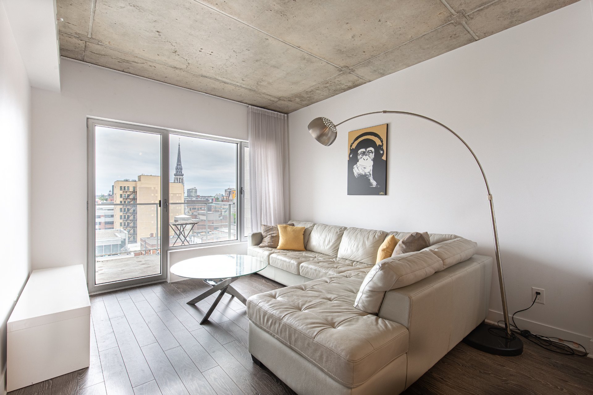 1150 Rue St-Denis — photo 1