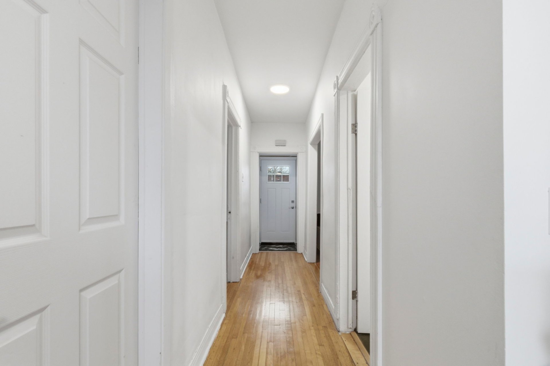 1823 Rue De Villiers — photo 3