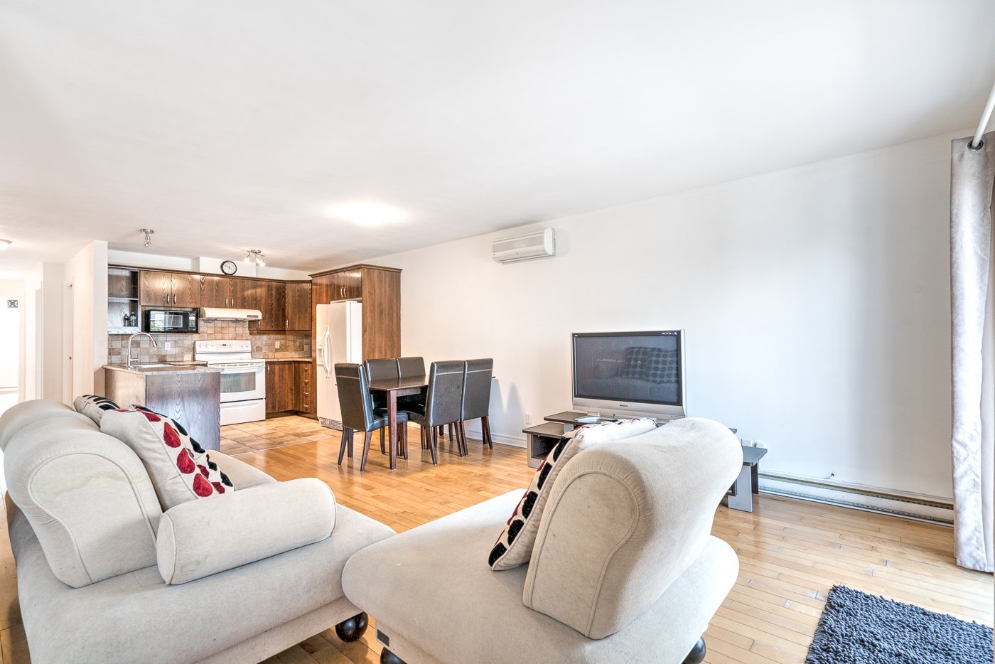 6937 Av. De Monts — photo 3