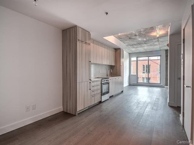 1220 Rue Crescent — photo 3