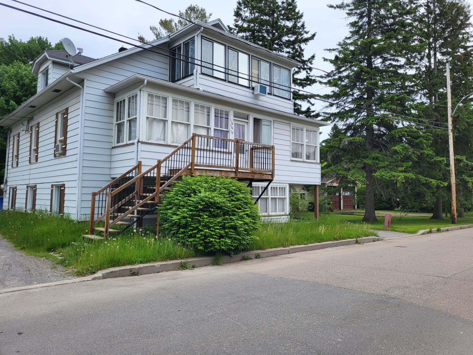 112 Rue Guay — photo 2