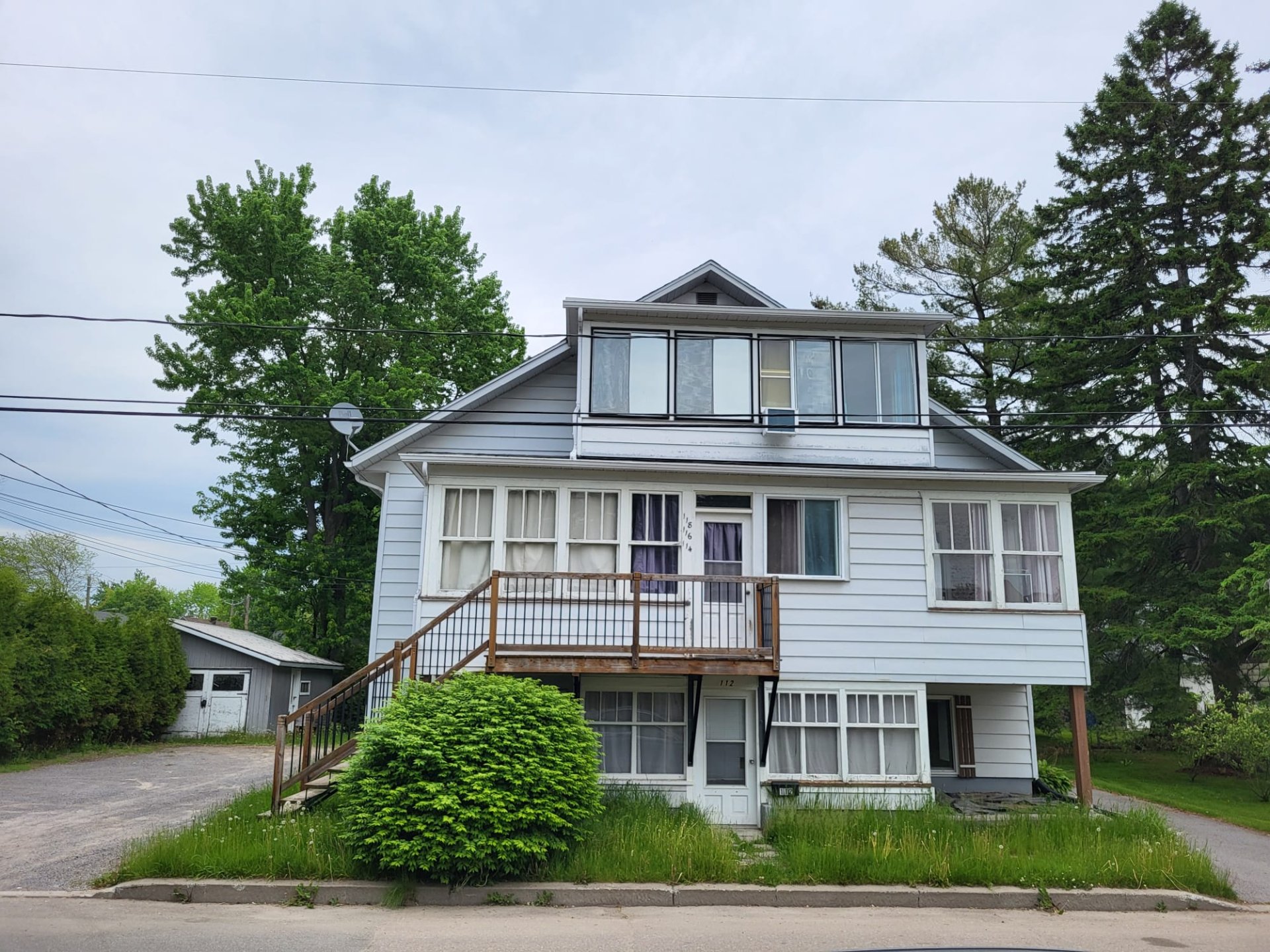 112 Rue Guay — photo 1