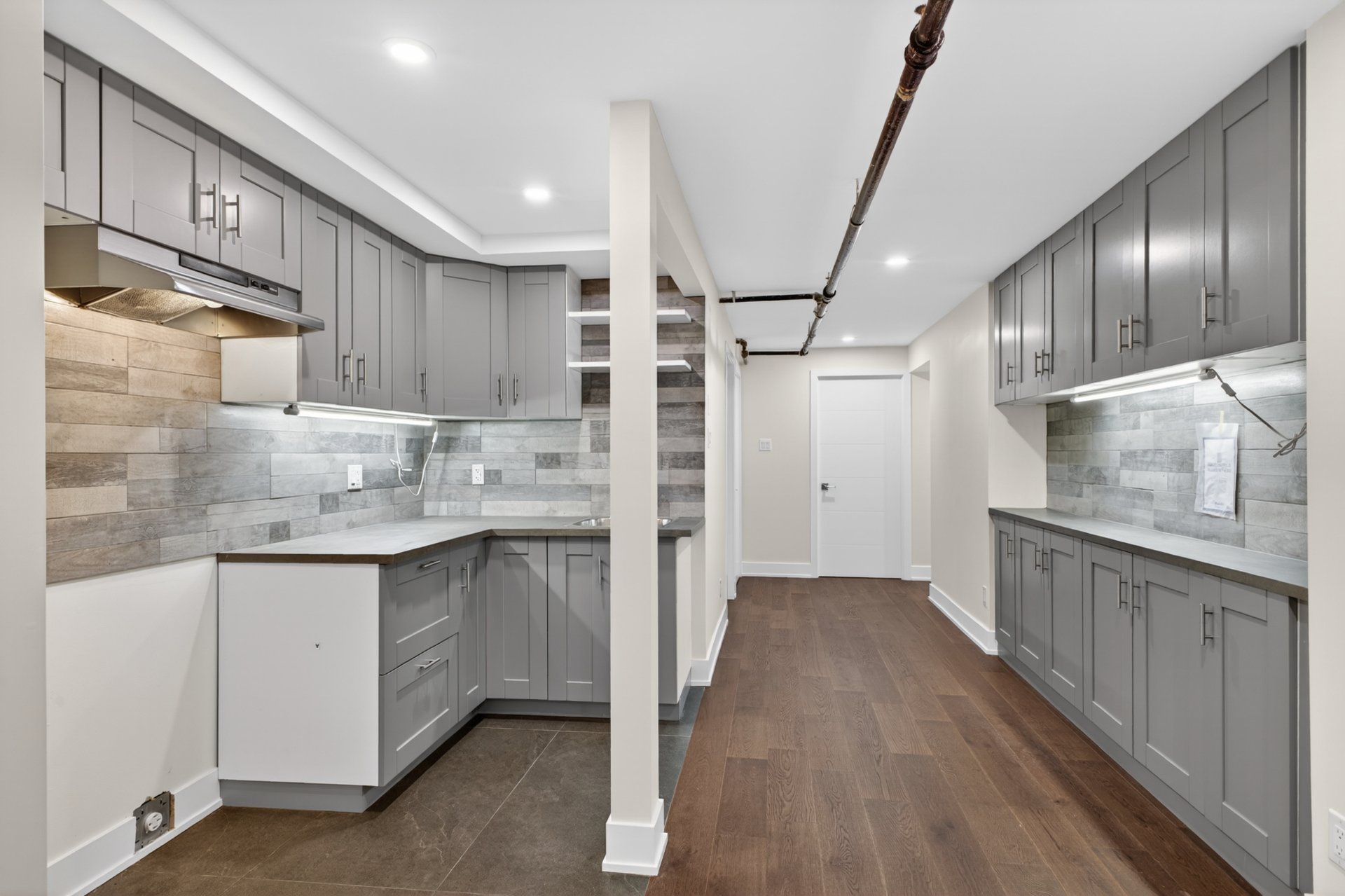 1425Z Rue Montcalm — photo 1