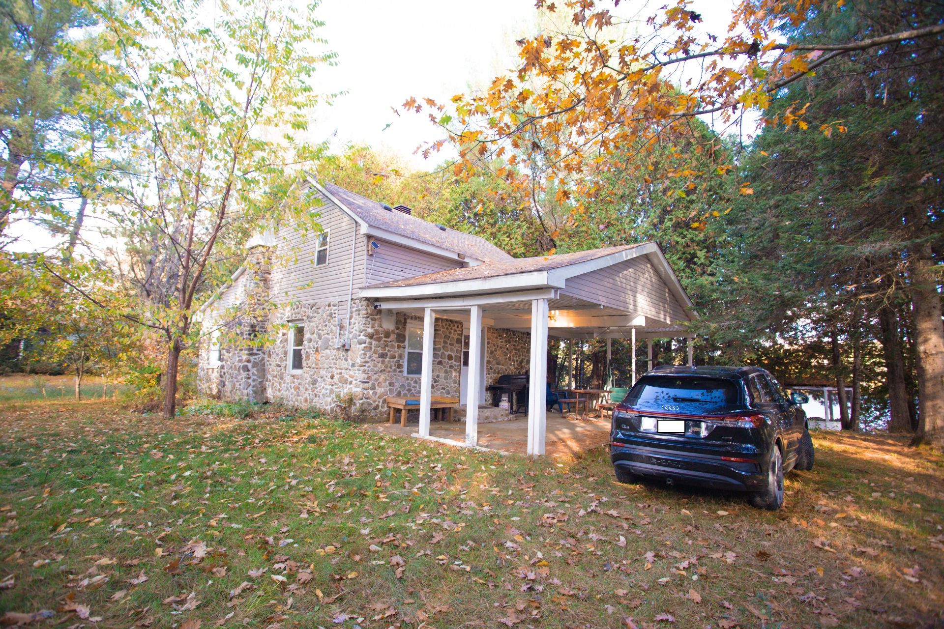 320 Ch. Larose — photo 1