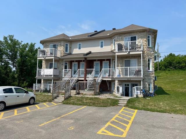 133 Rue Guy-Lafleur — photo 1