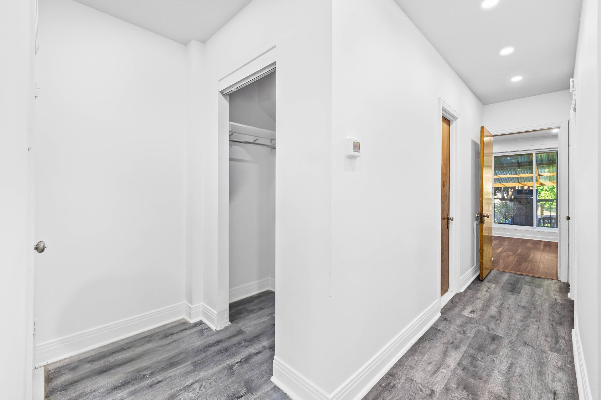 5235 Av. Connaught — photo 3