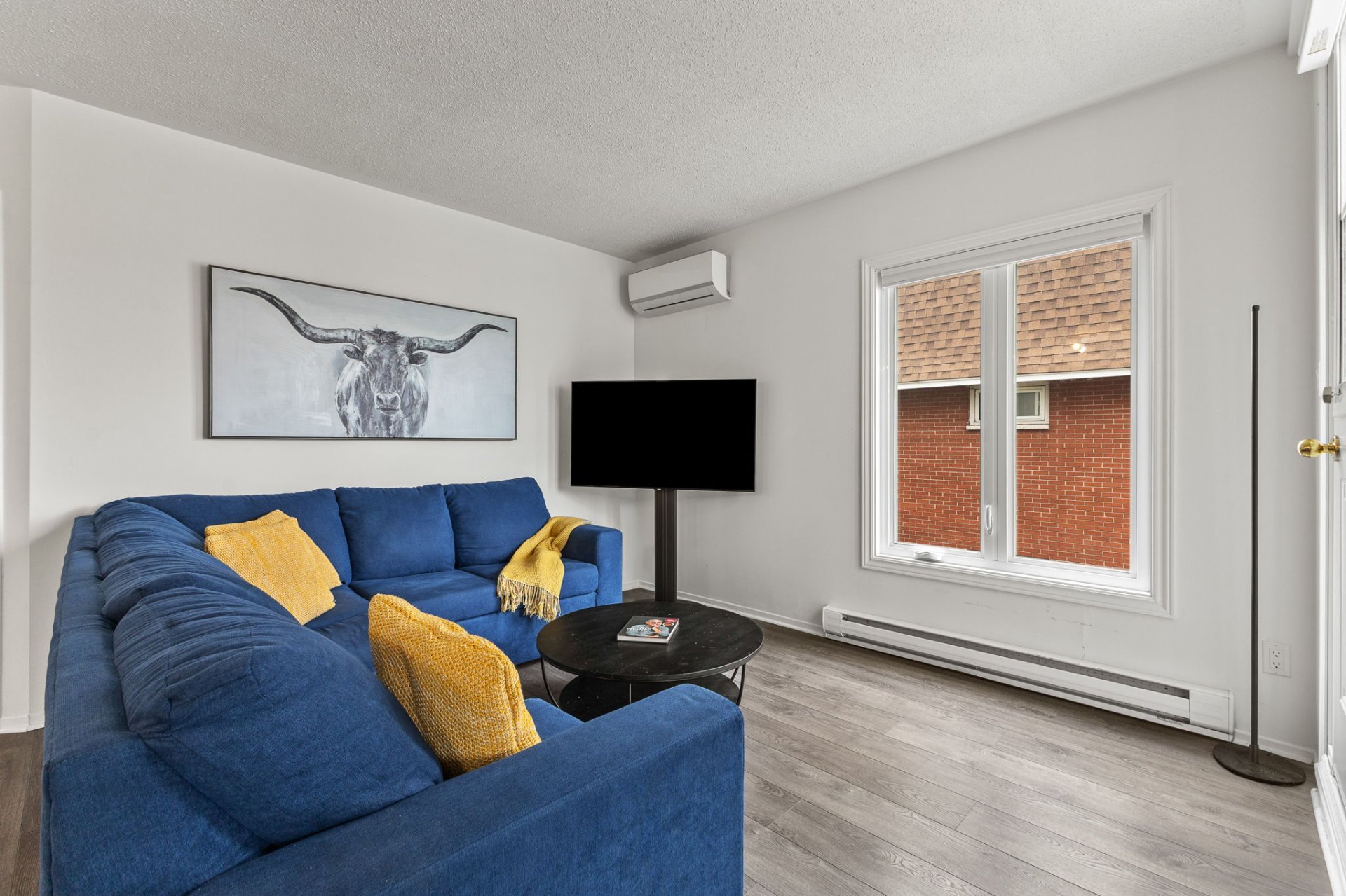 160 Boul. du Mont-Bleu — photo 3