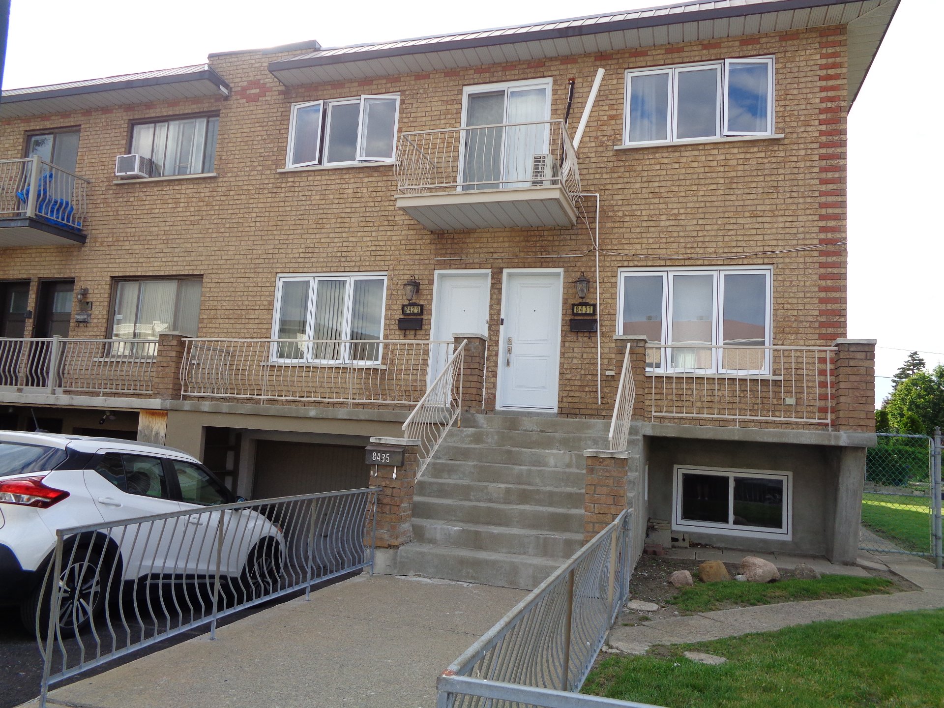 8429 Av. Nicolas-Leblanc — photo 1