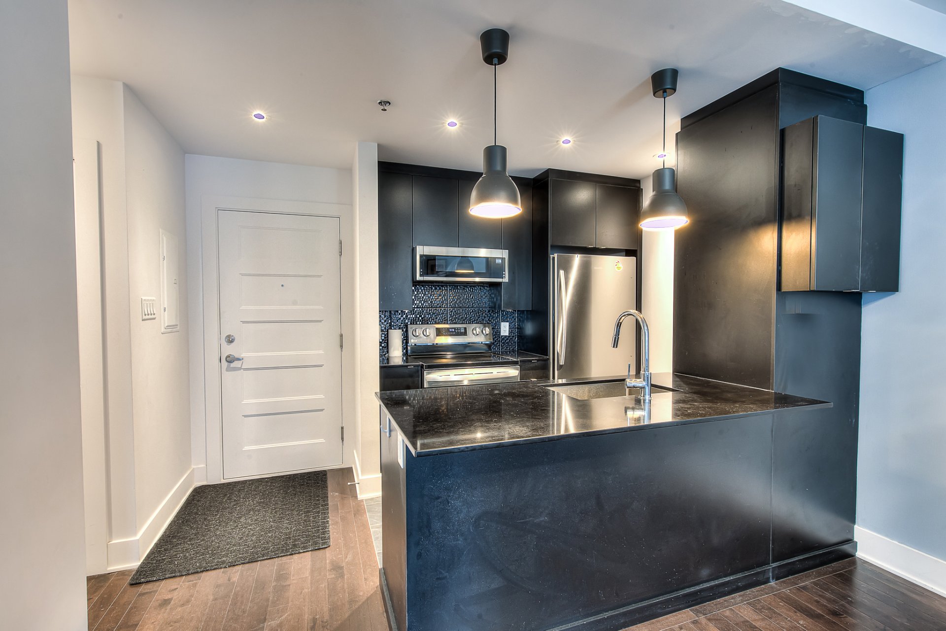 3950 Rue Sherbrooke E. — photo 3
