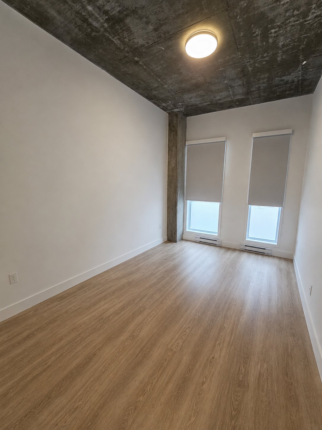 6095 Boul. Gouin O. — photo 2