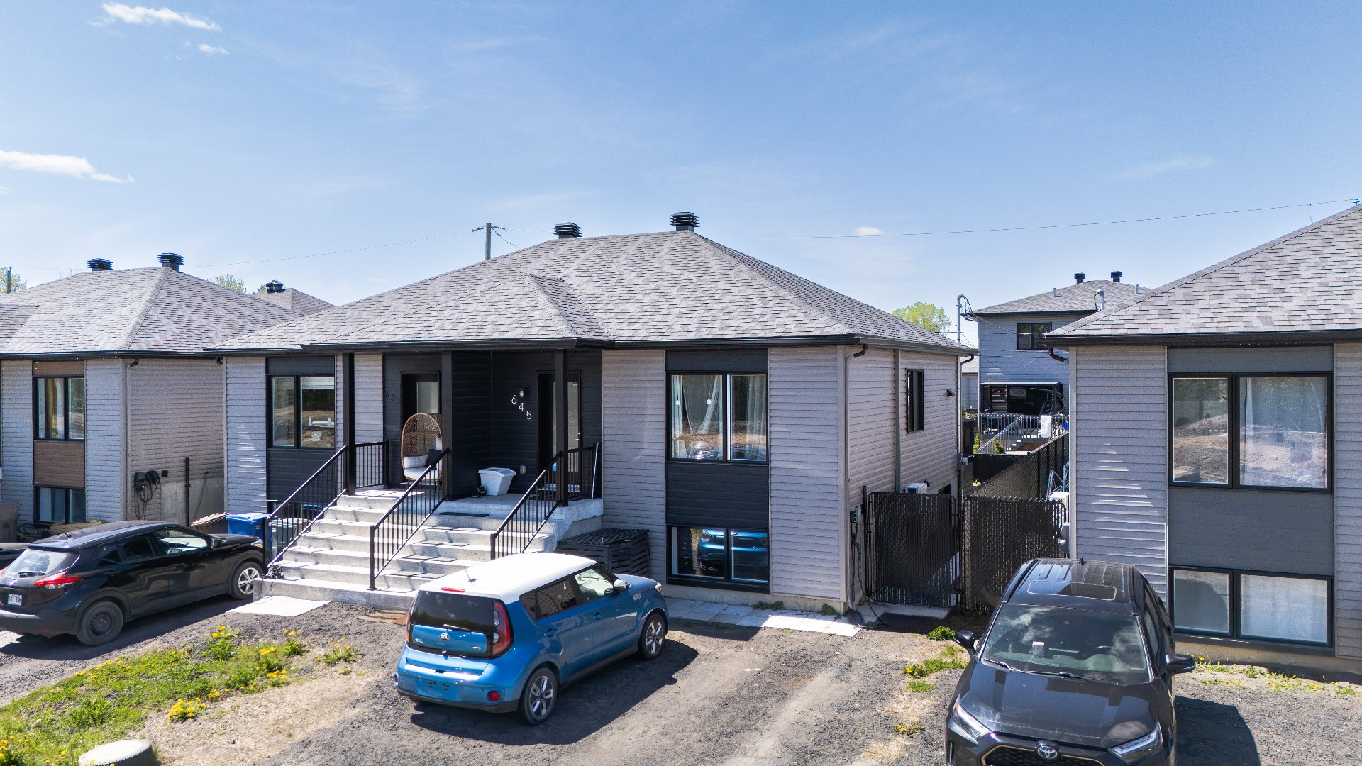 645 Rue Leclerc — photo 2