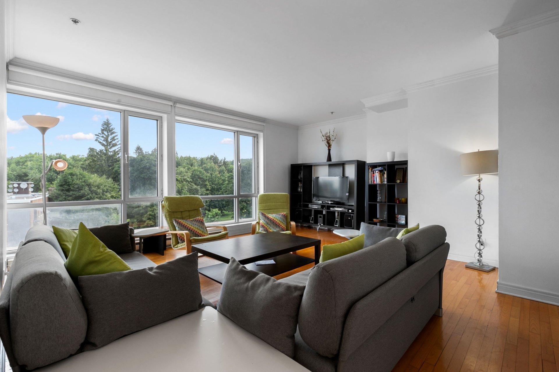 4410 Ch. de la Côte-des-Neiges — photo 1