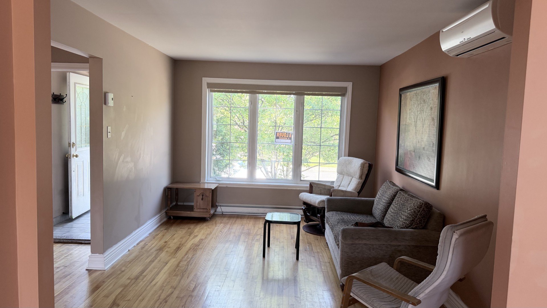 352 Rue de Touraine — photo 2