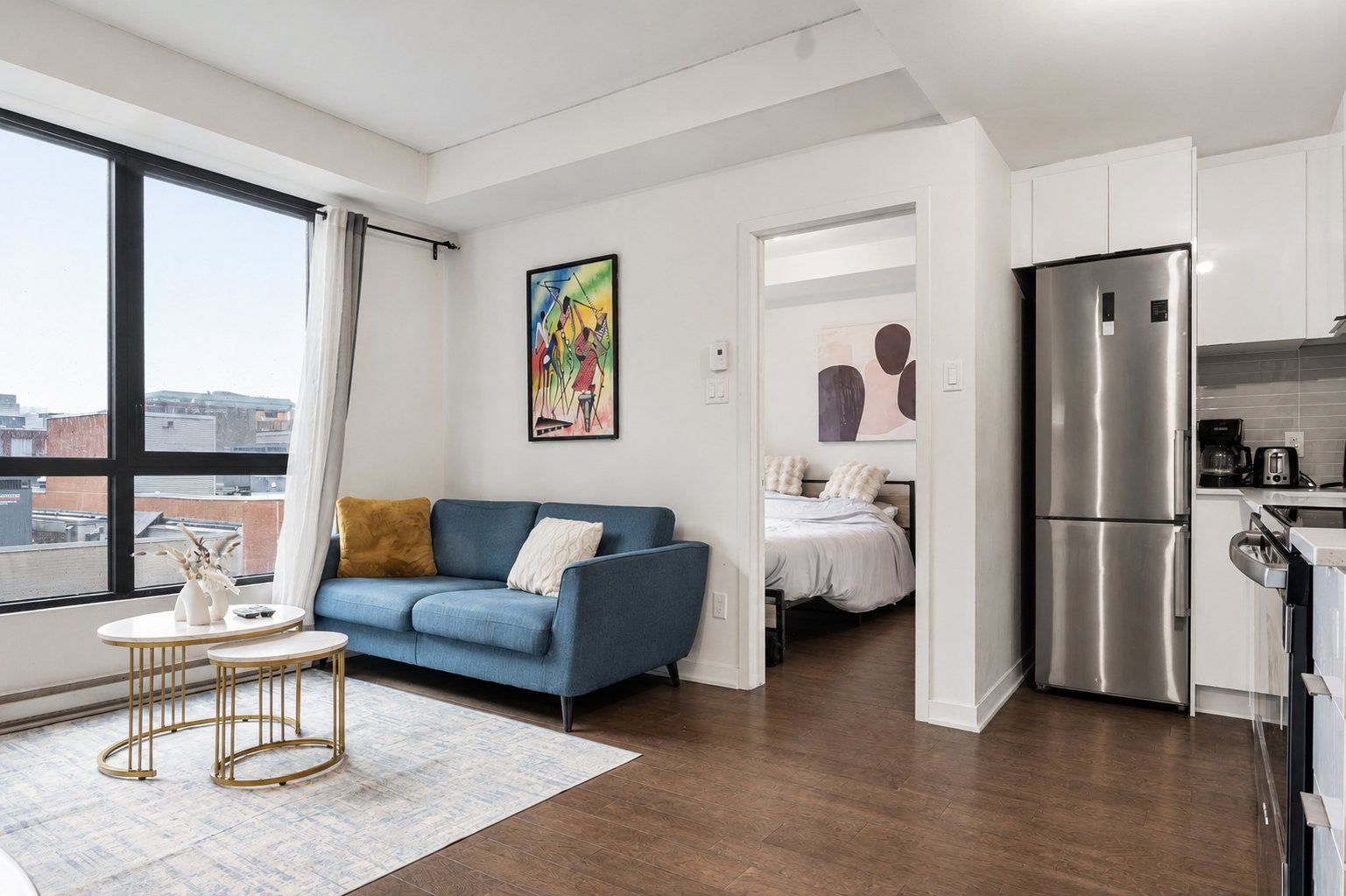 1182 Rue Crescent — photo 1