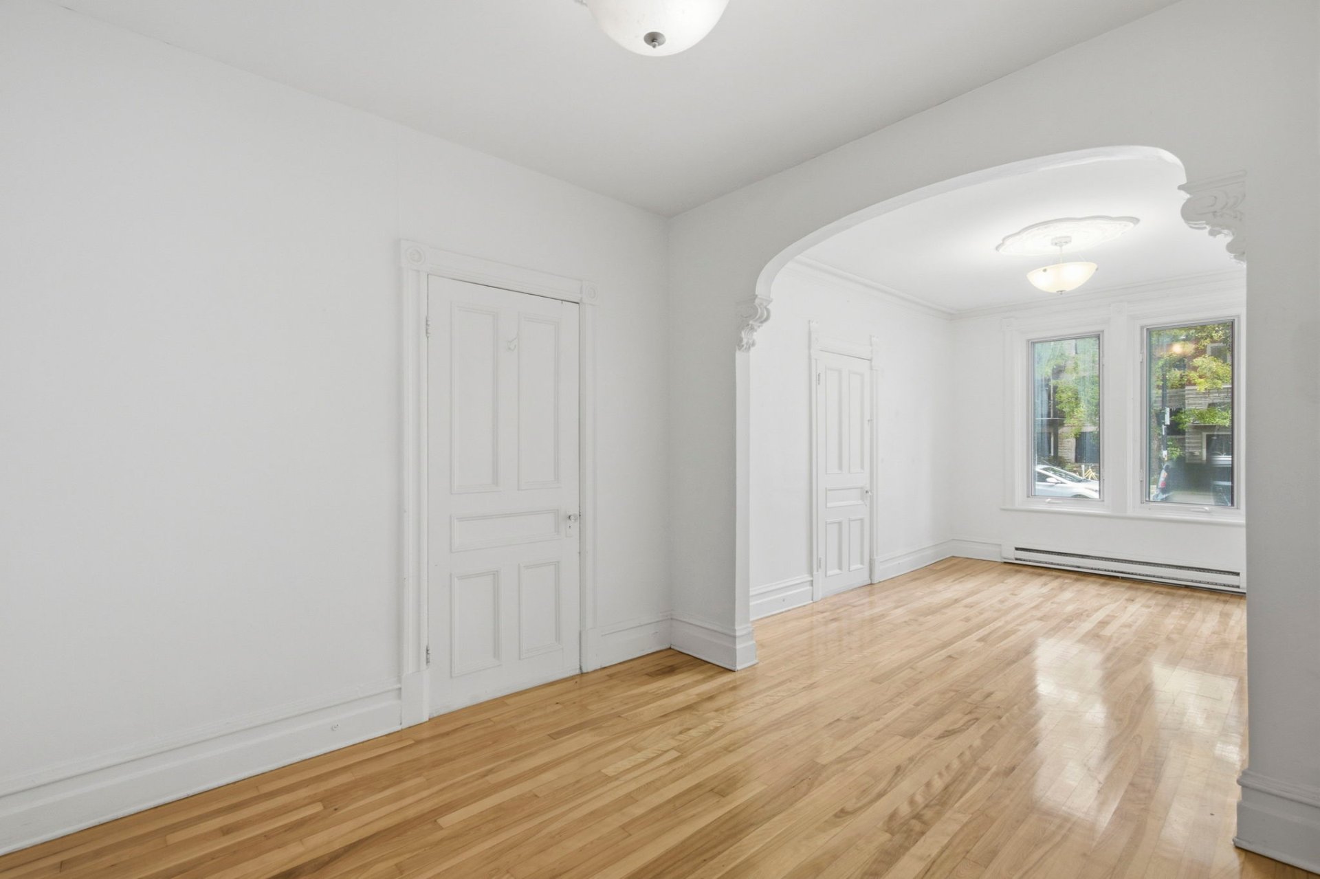 6370 Rue St-Denis — photo 1