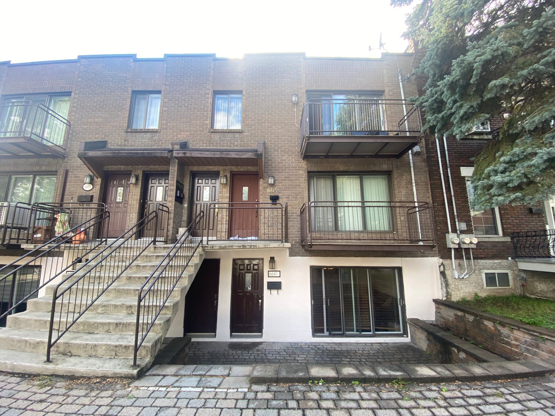 6641 Av. De Montmagny — photo 1