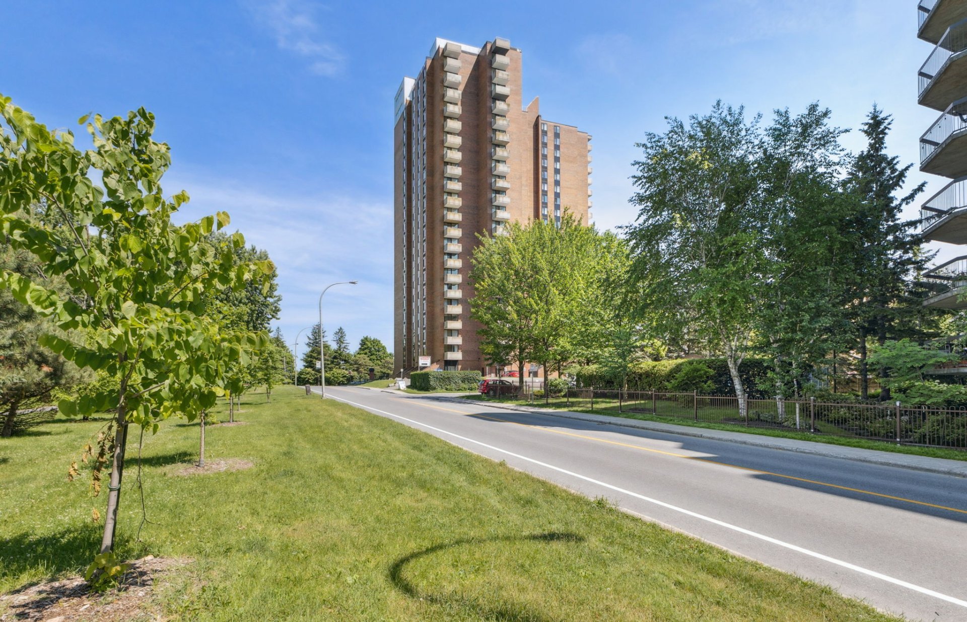 285 Rue Laurier — photo 3