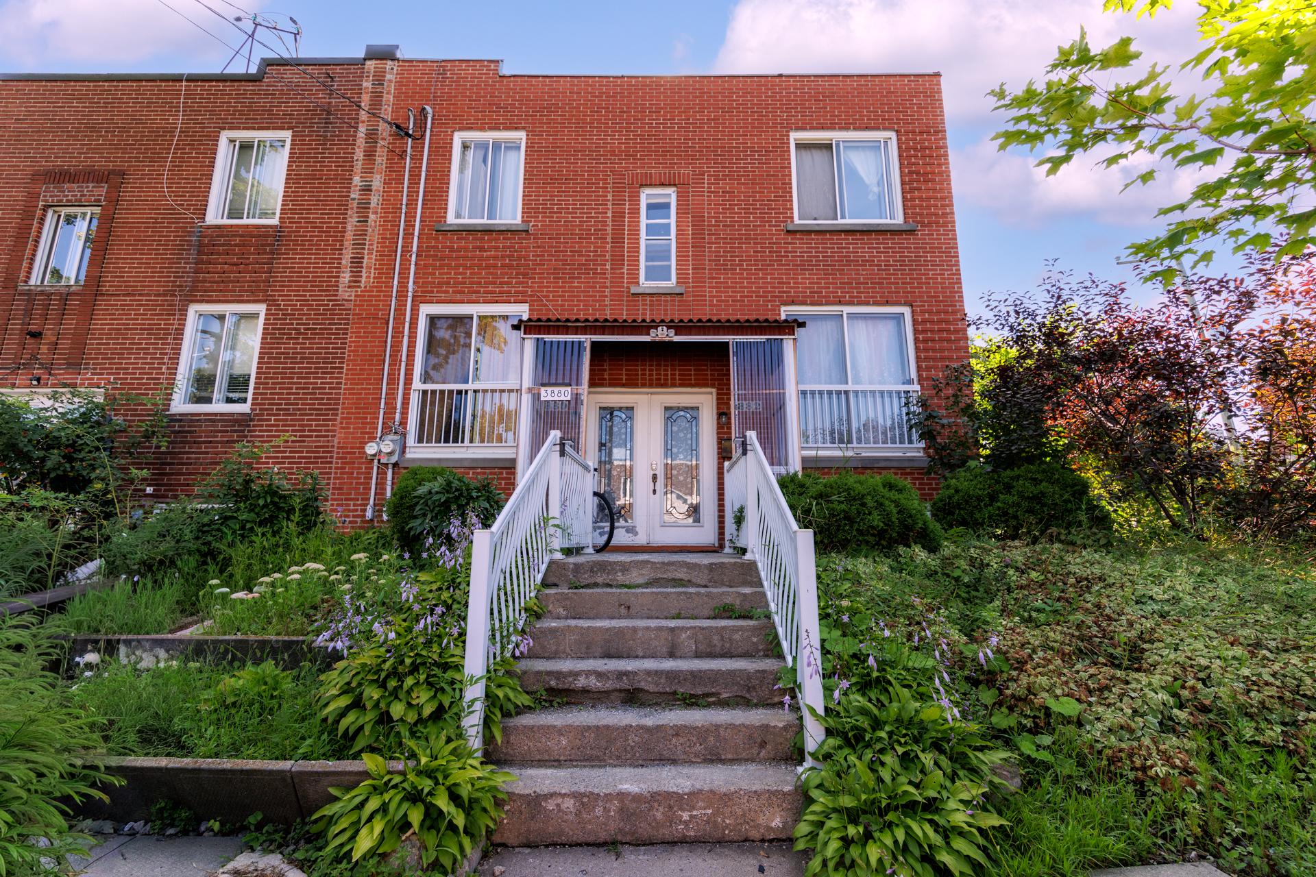 3880 Rue MacKenzie — photo 1