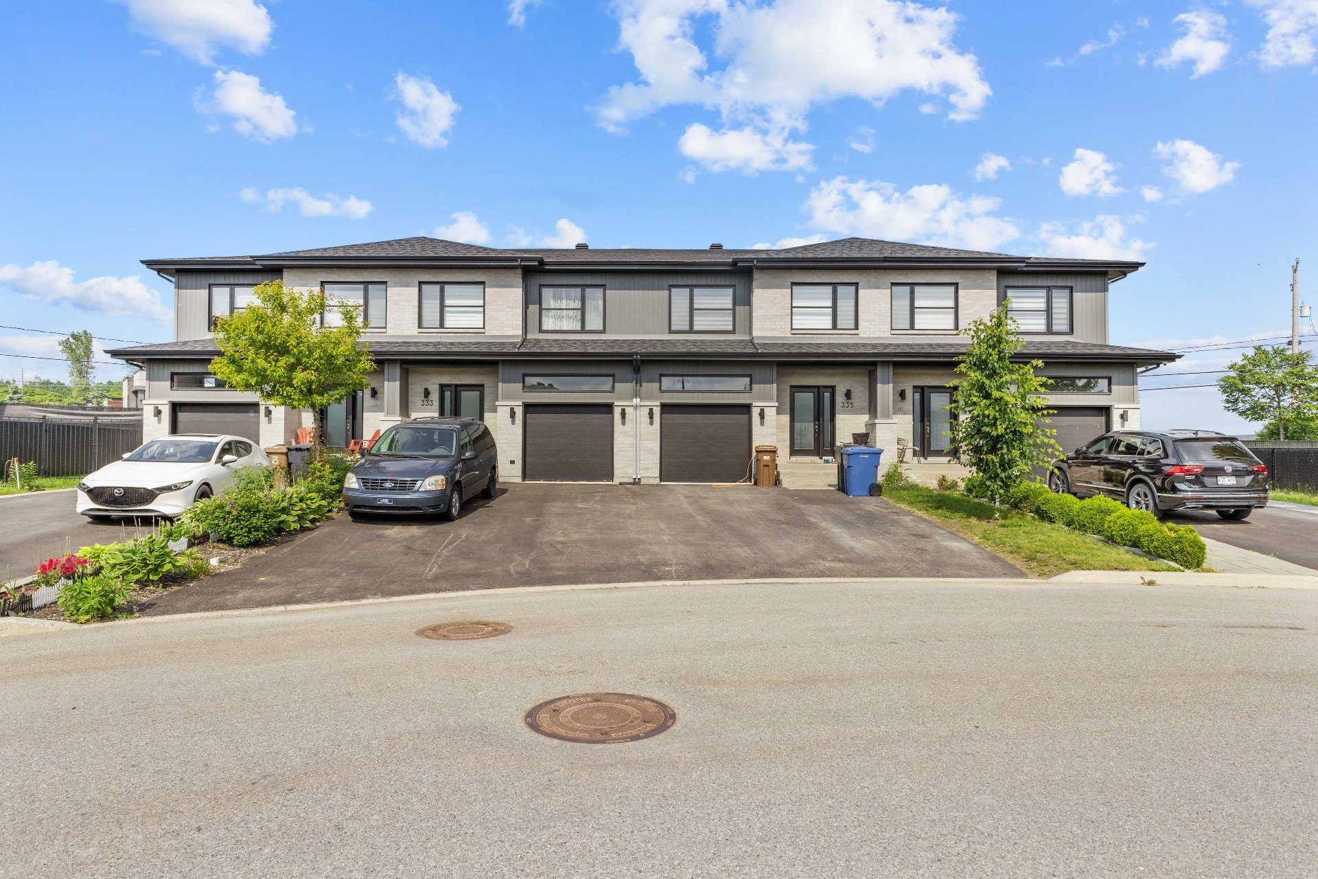 333 Rue Claude-Léveillée — photo 1
