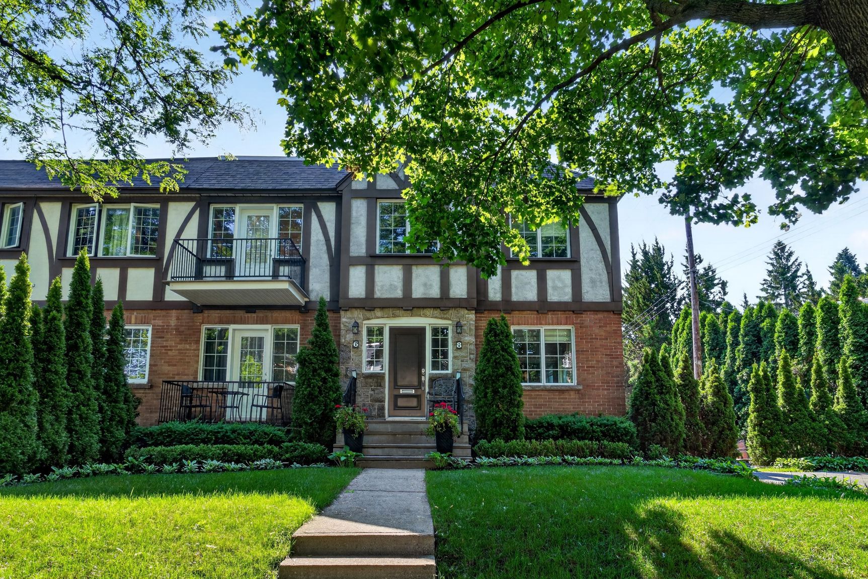 8 Av. Kenaston — photo 1