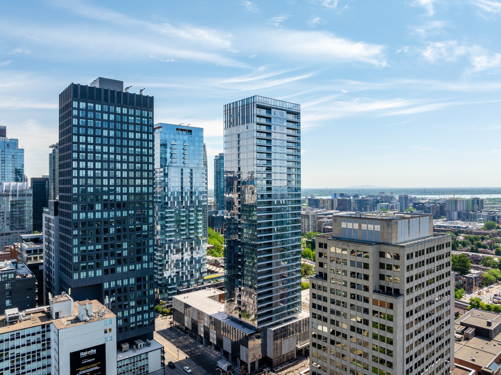 1500 Boul. René-Lévesque O. — photo 1