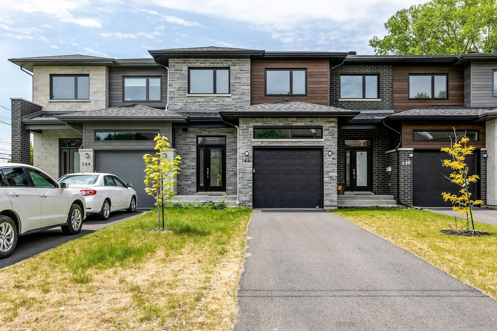 146 Westcroft Road — photo 1