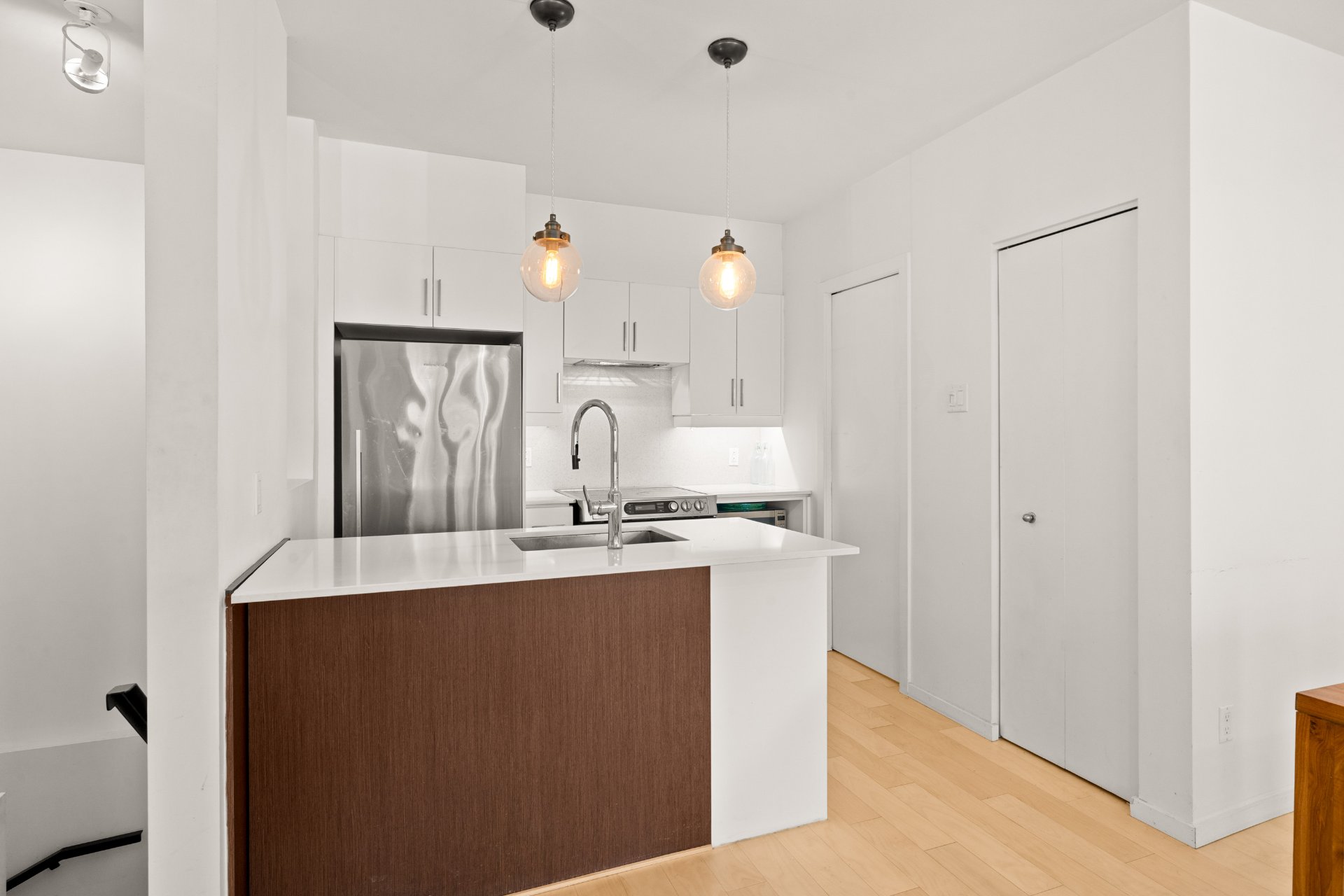 251 Rue St-Zotique O. — photo 3