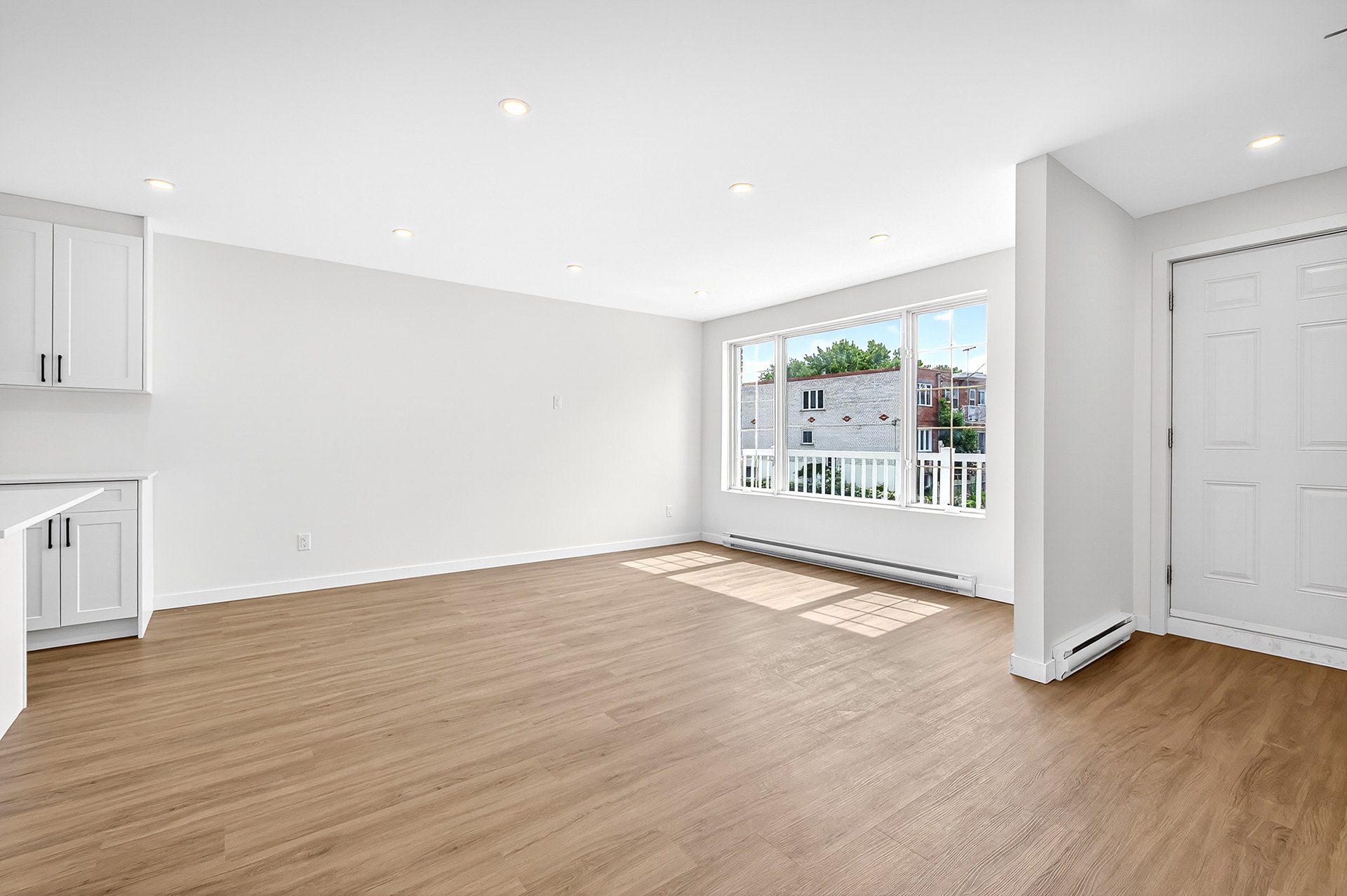 7895 Rue Bonnier — photo 3