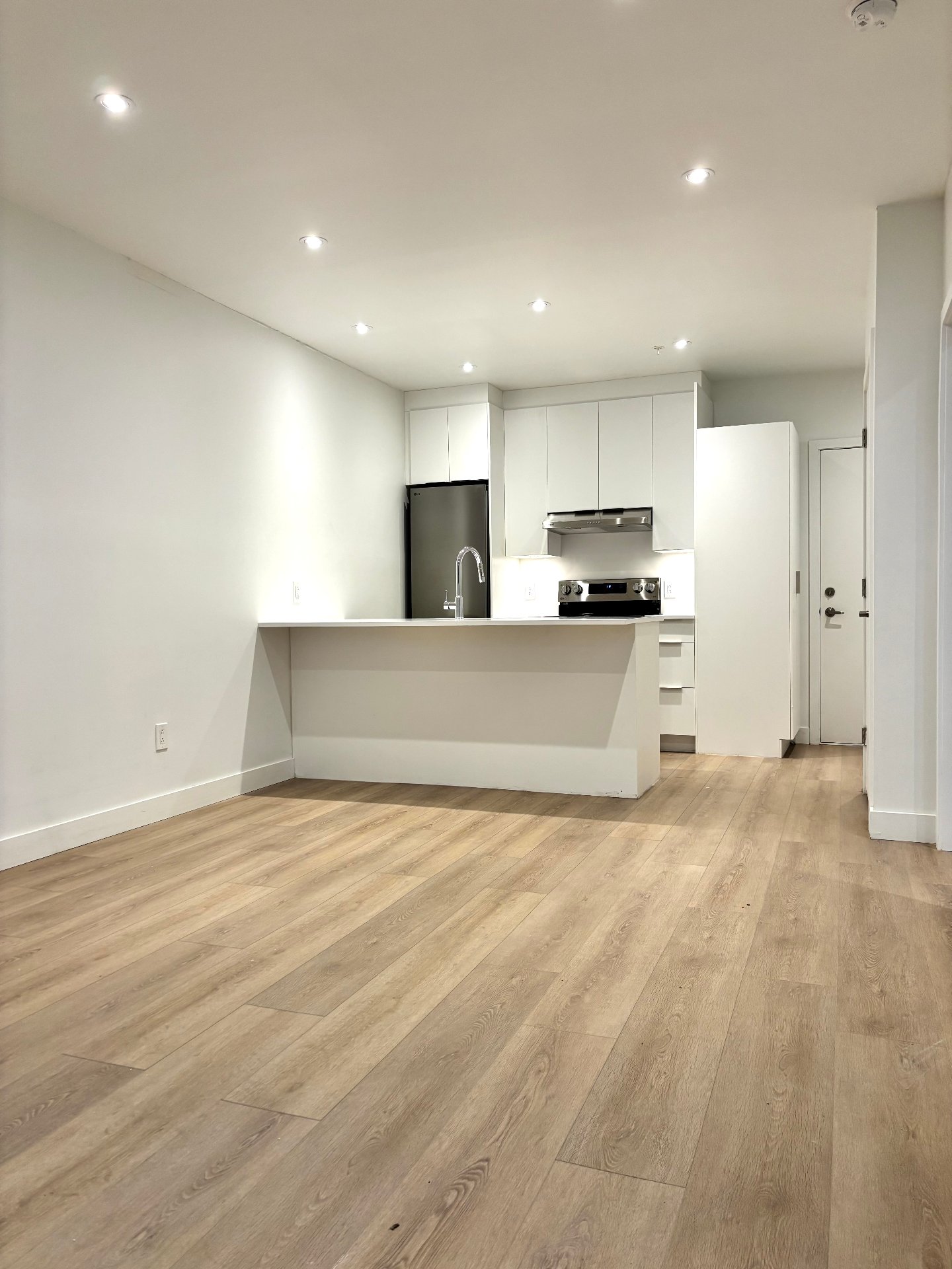 110 Rue de l'Église — photo 2