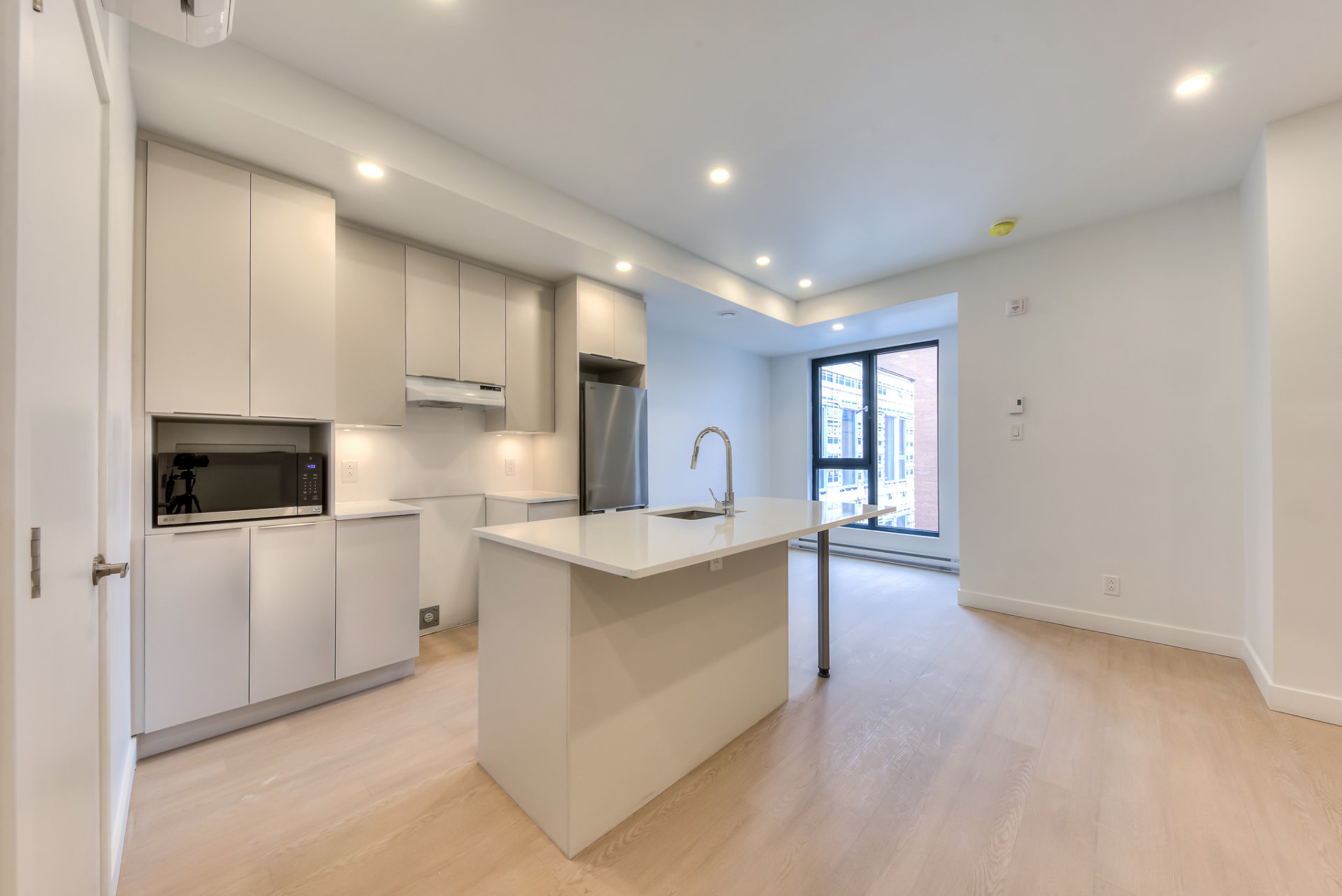 2630 Rue Notre-Dame O. — photo 1
